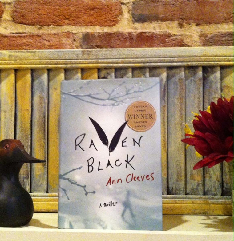 Raven Black: Book One of the Shetland Island Quartet (Shetland Island Mysteries)