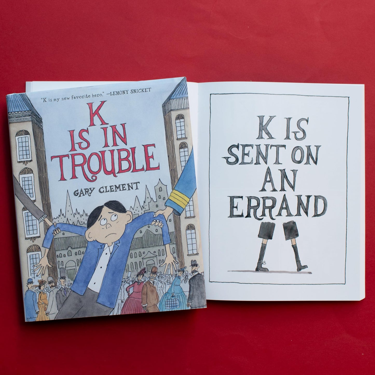 K Is in Trouble (A Graphic Novel) (K Is in Trouble, 1)