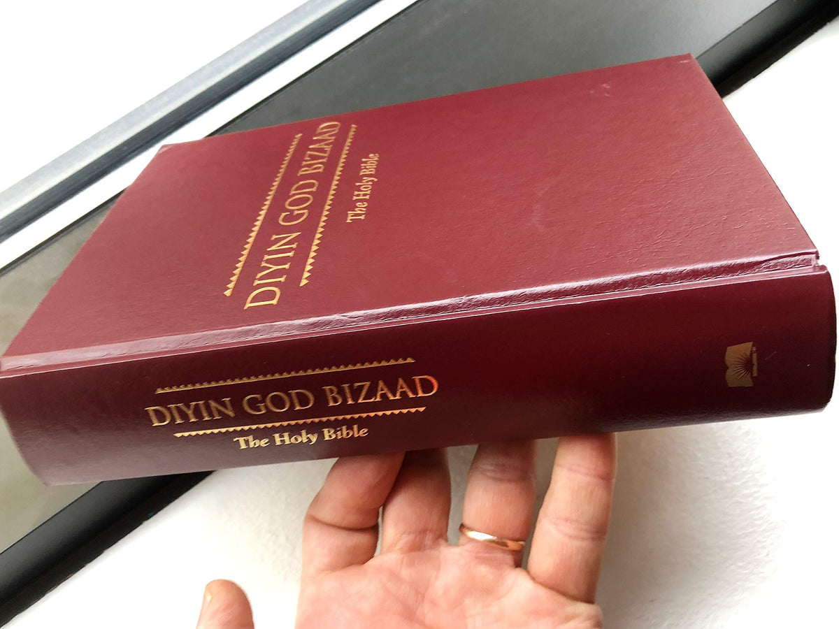 Diyin God Bizaad - Navajo Bible