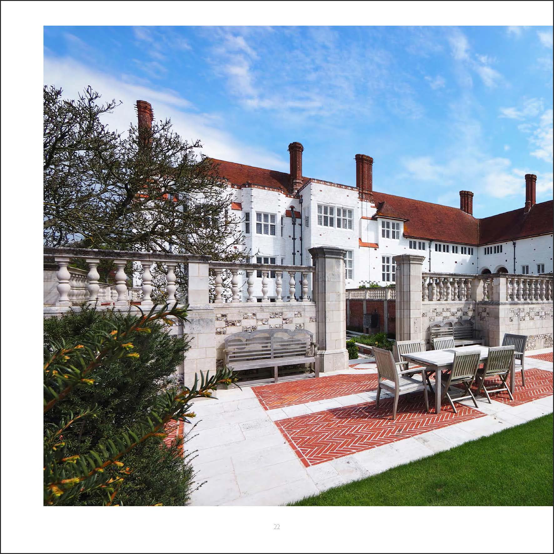Sir Edwin Lutyens: The Arts & Crafts Houses