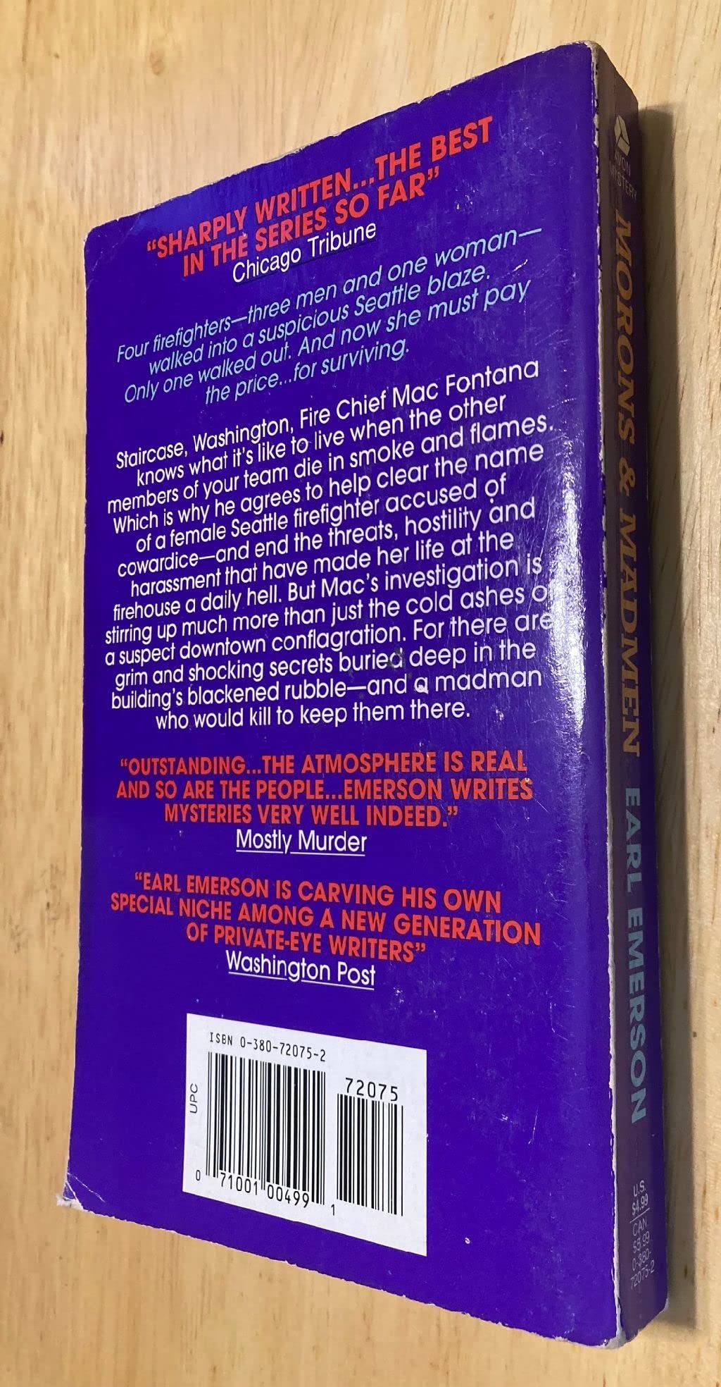 Morons & Madmen: A Mac Fontana Mystery