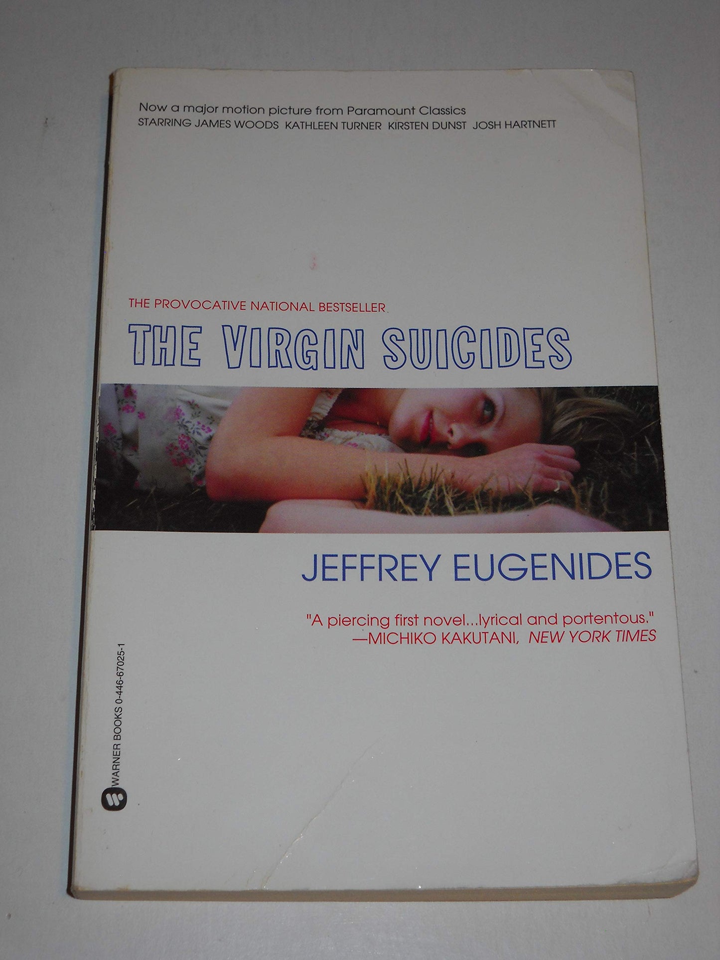 The Virgin Suicides by Jeffrey Eugenides (Paperback)