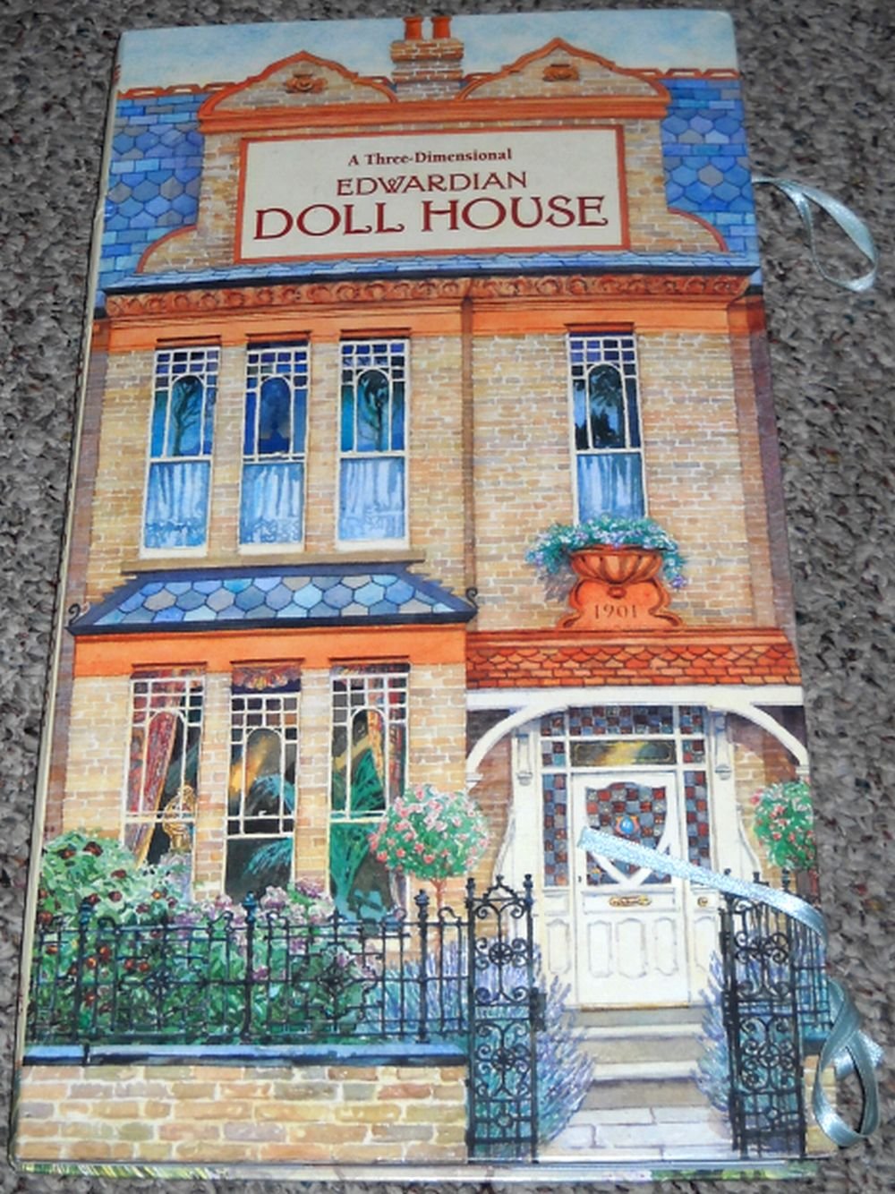 Edwardian Doll House: A Three-Dimensional Book by Sanders, B
