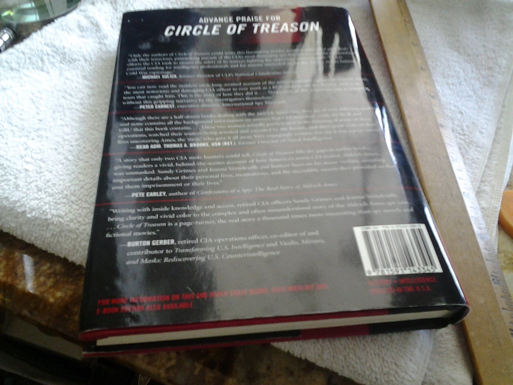 Circle of Treason: A CIA Account of Traitor Aldrich Ames and the Men He Betrayed