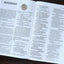 NIV, Value Thinline Bible, Large Print, Leathersoft, Gray/Black, Comfort Print