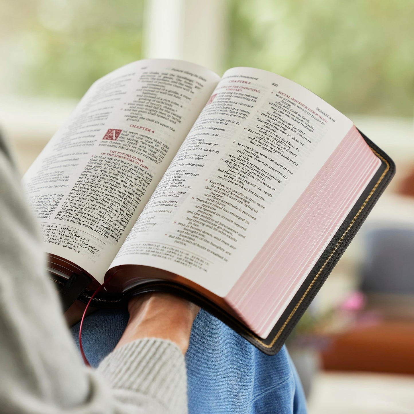 RSV Personal Size Bible with Cross References, Black Premium Goatskin Leather, Premier Collection, (Sovereign Collection)
