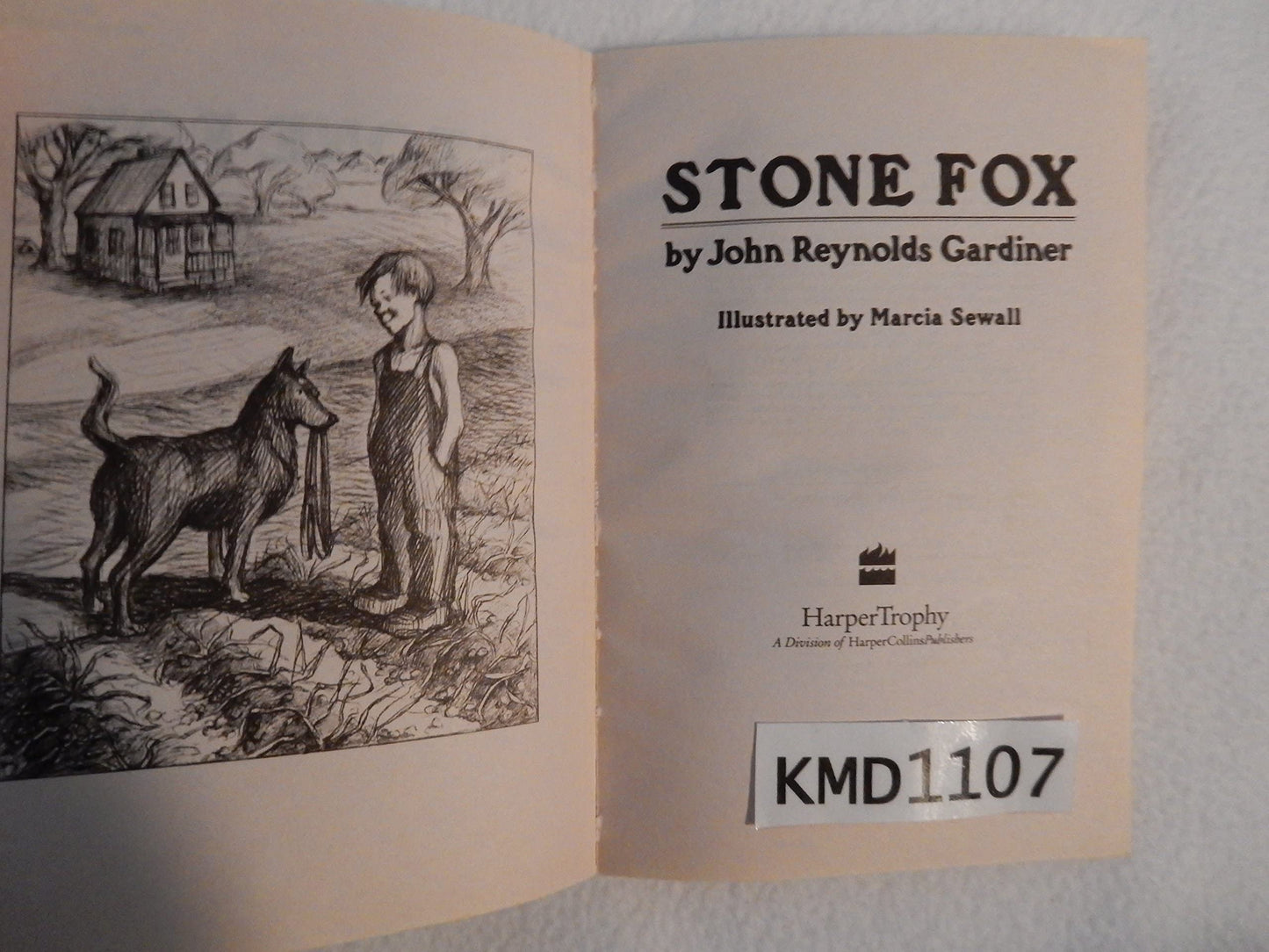 Stone Fox: A Powerful Dog Story About a Race to Save a Farm and a Beloved Grandfather