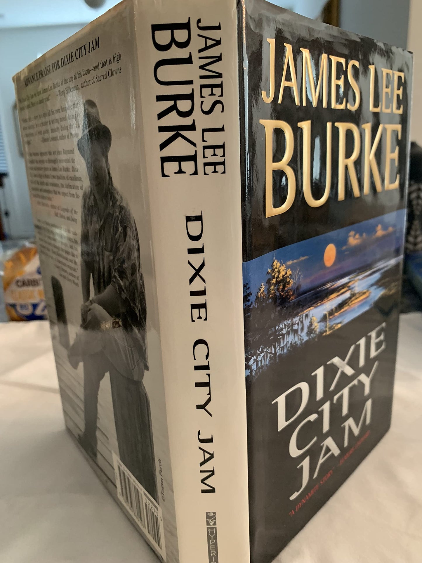 Dixie City Jam (Robicheaux, Book 7)