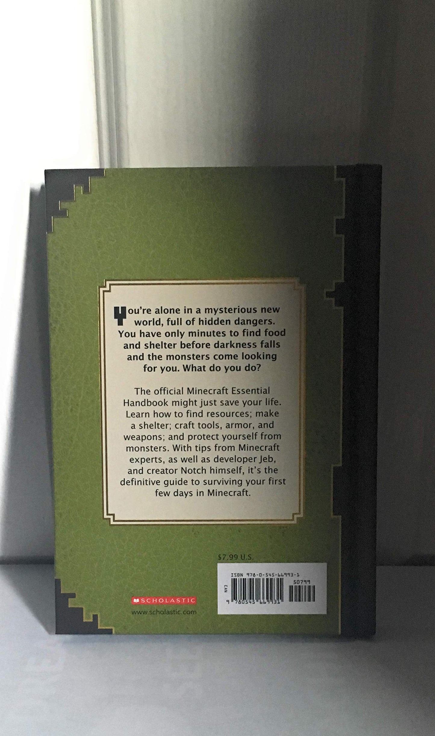 Minecraft: Essential Handbook