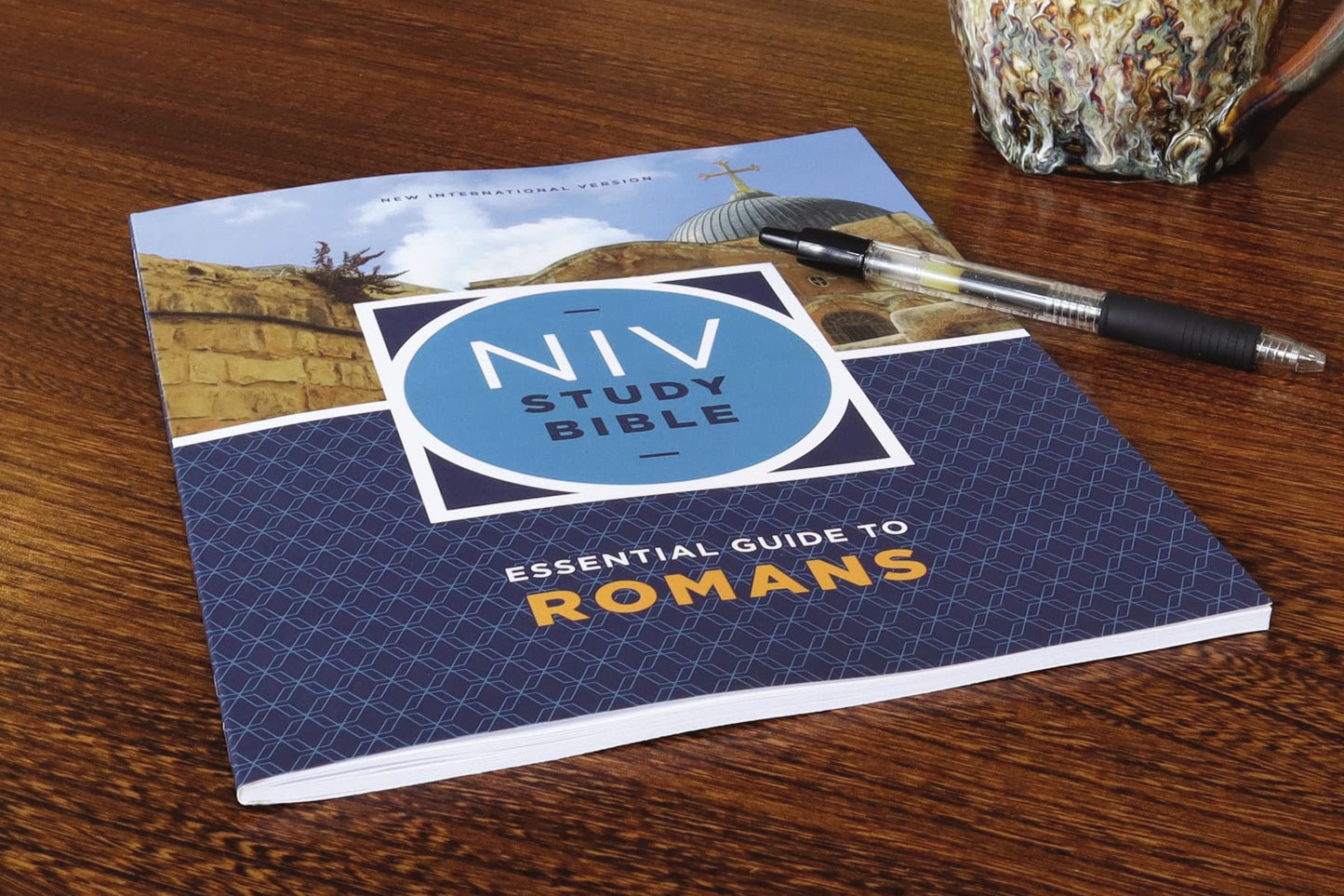 NIV Study Bible Essential Guide to Romans, Paperback, Red Letter, Comfort Print (NIV Study Bible, Fully Revised Edition)