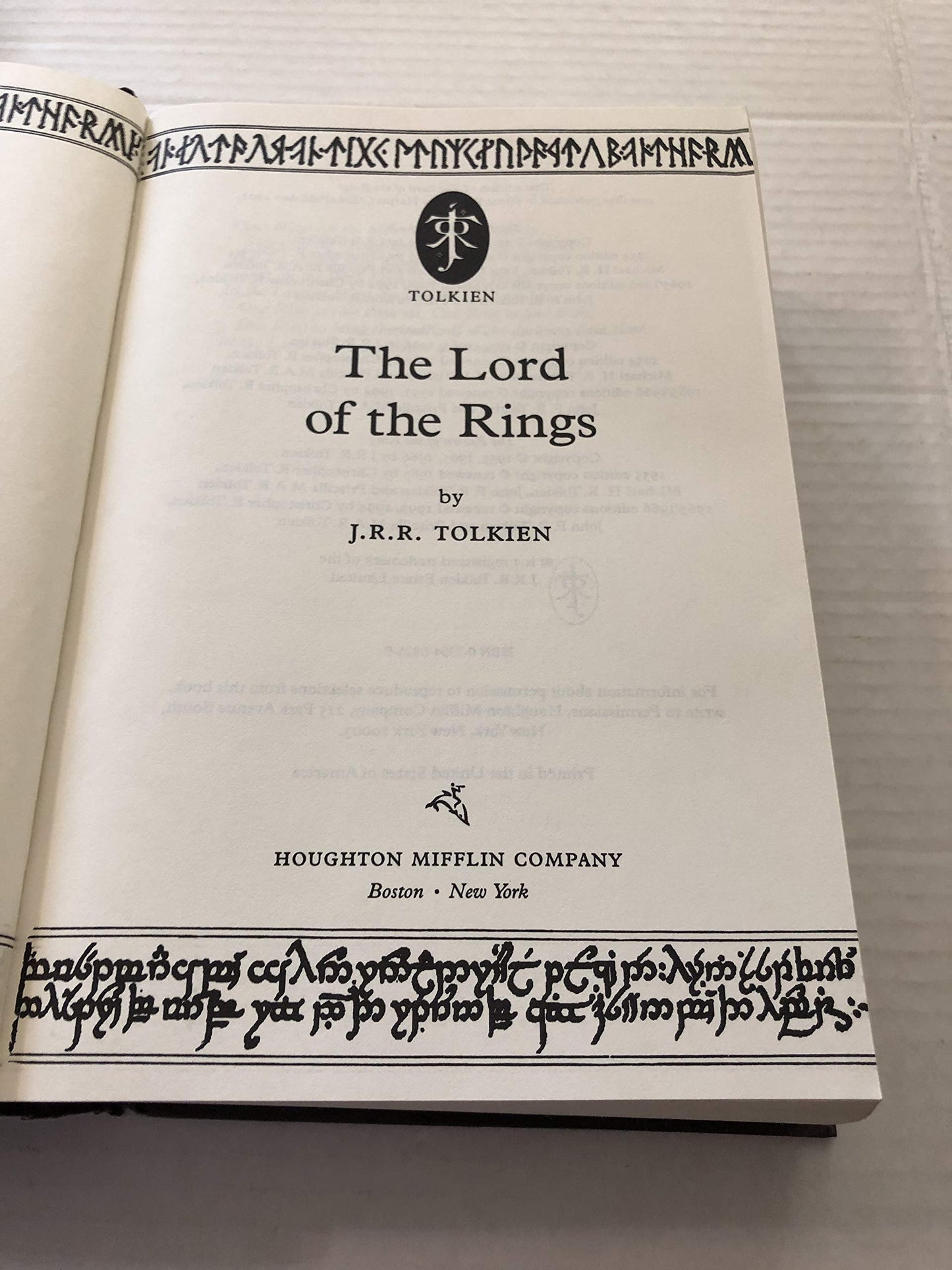 The Lord Of The Rings Trilogy (Omnibus): The Fellowship Of The Ring, The Two Towers, The Return Of The King