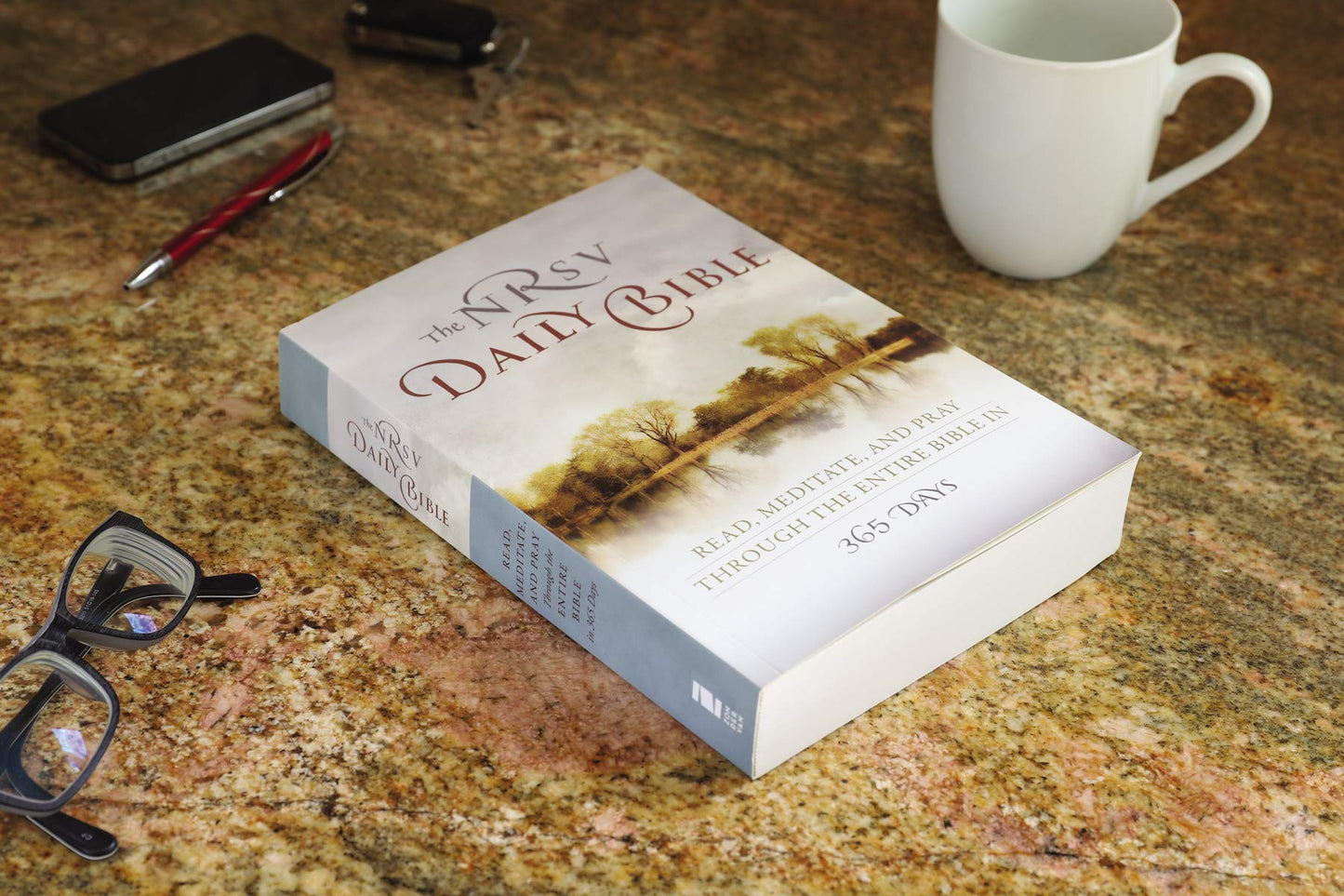 The NRSV Daily Bible: Read, Meditate, and Pray Through the E