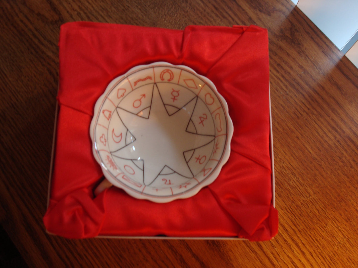 Cup of Destiny: A Traditional Fortune-Teller's Cup and Sauce