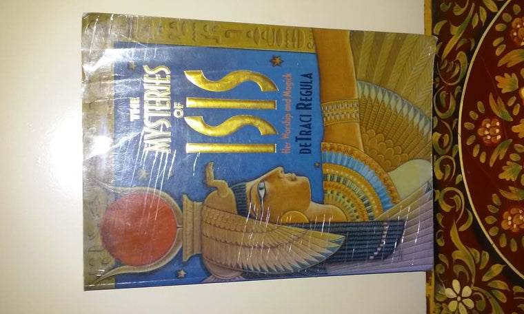 The Mysteries of Isis: Her Worship & Magick (Llewellyn's World Religion & Magic Series)