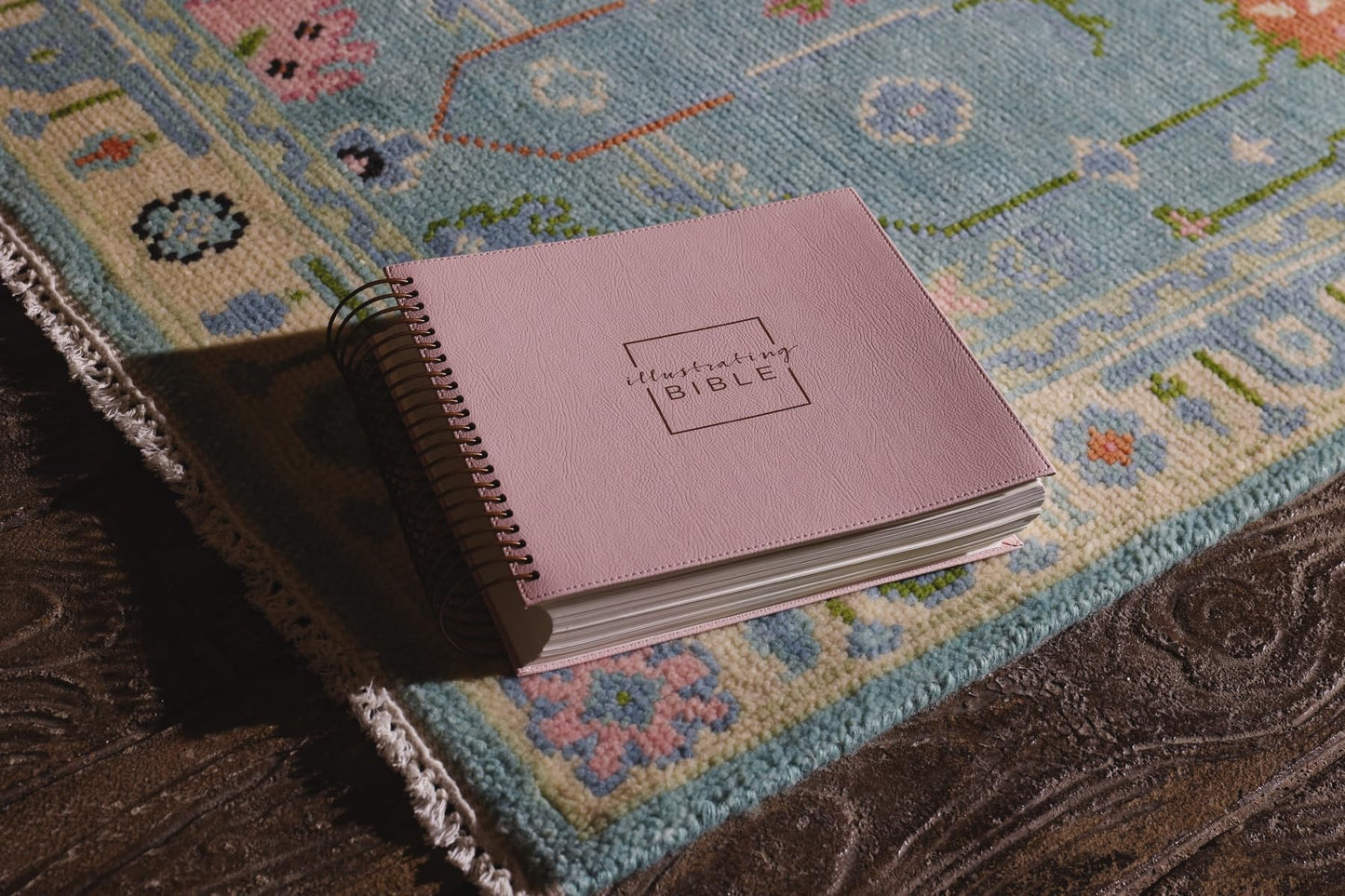 NIV, Spiral-bound Illustrating Bible, Leathersoft Spiral, Pink: Draw, Write, and Reflect Your Way Through Scripture