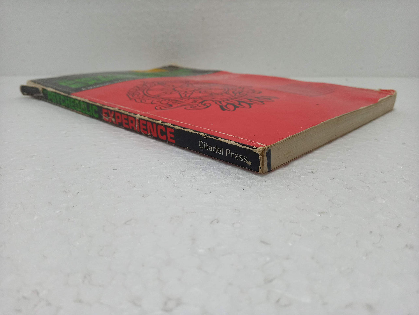 The Psychedelic Experience: A Manual Based on the Tibetan Book of the Dead