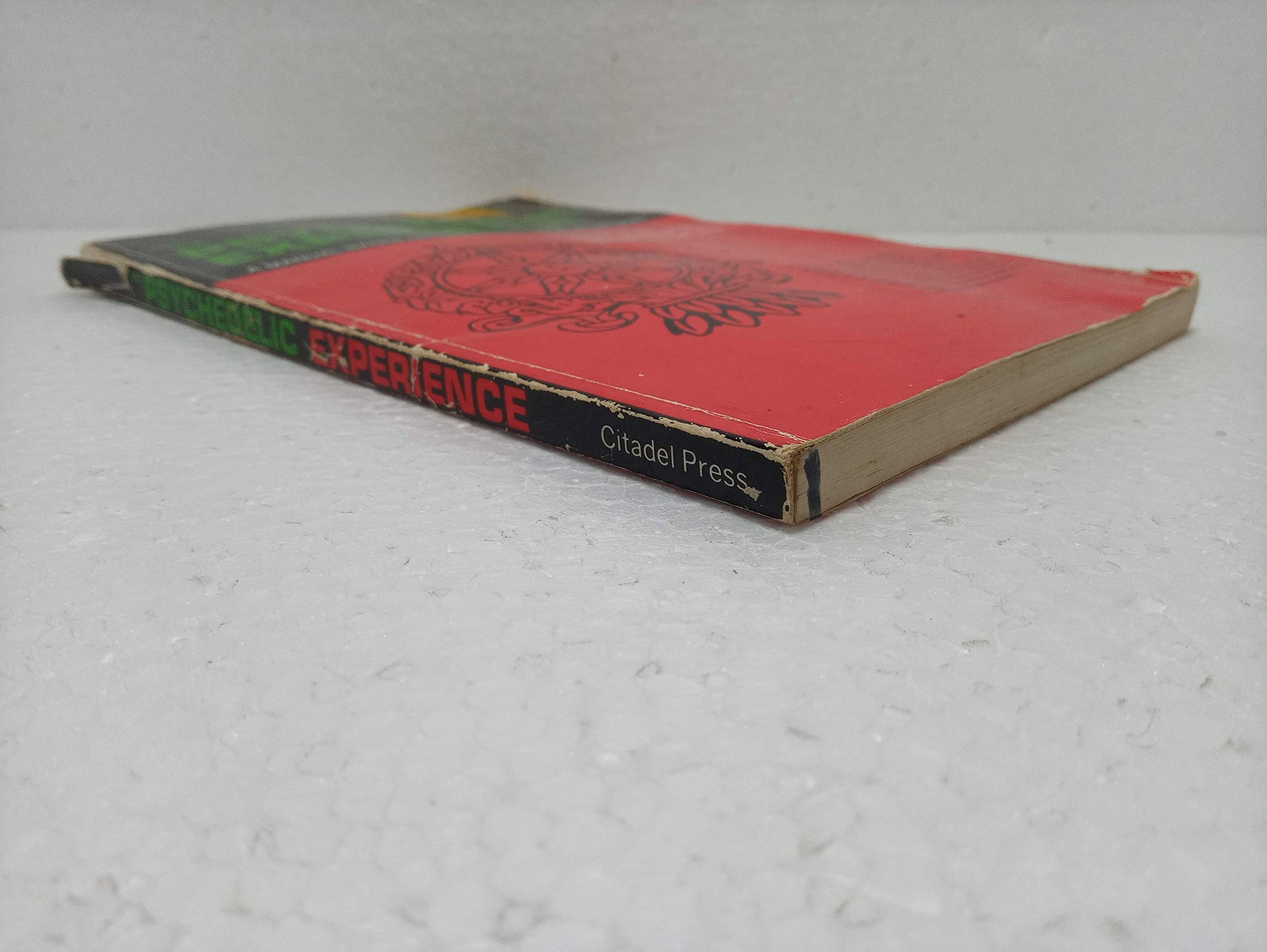 The Psychedelic Experience: A Manual Based on the Tibetan Book of the Dead