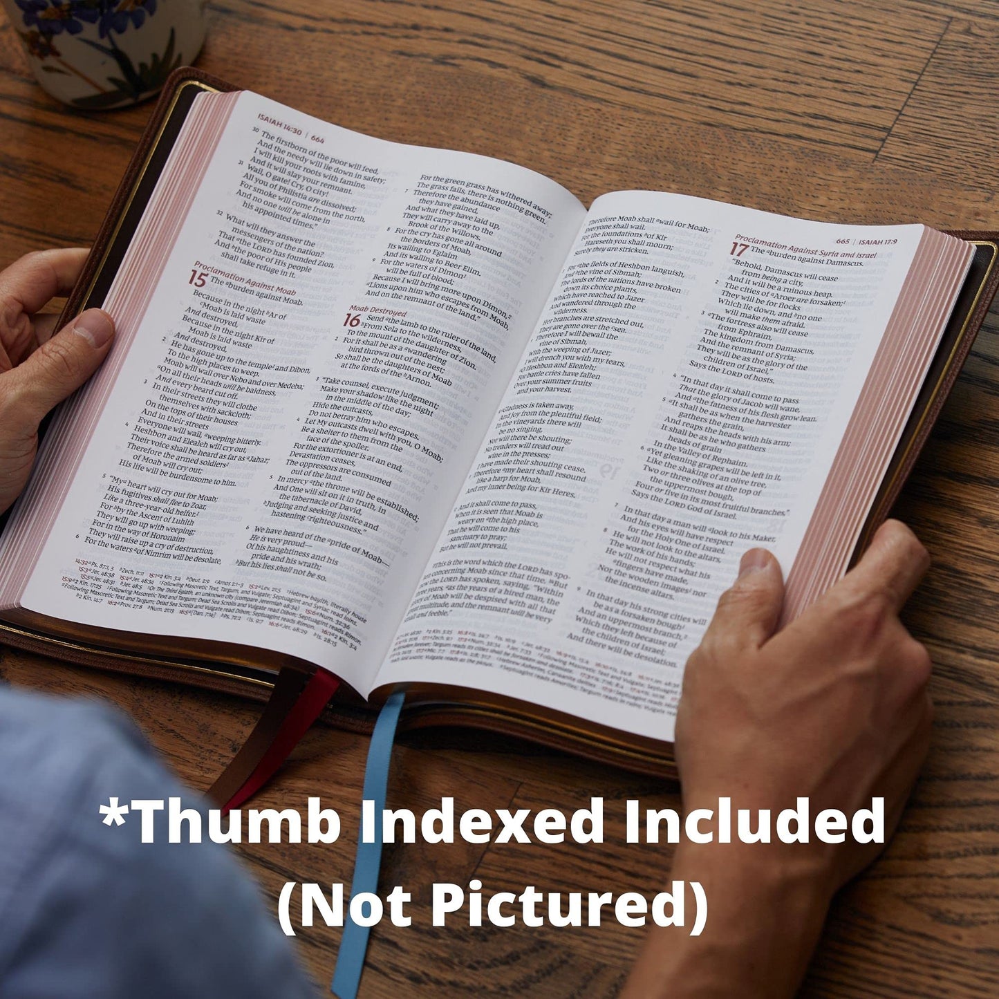NKJV, Thinline Reference Bible, Large Print, Leathersoft, Black, Thumb Indexed, Red Letter, Comfort Print: Holy Bible, New King James Version