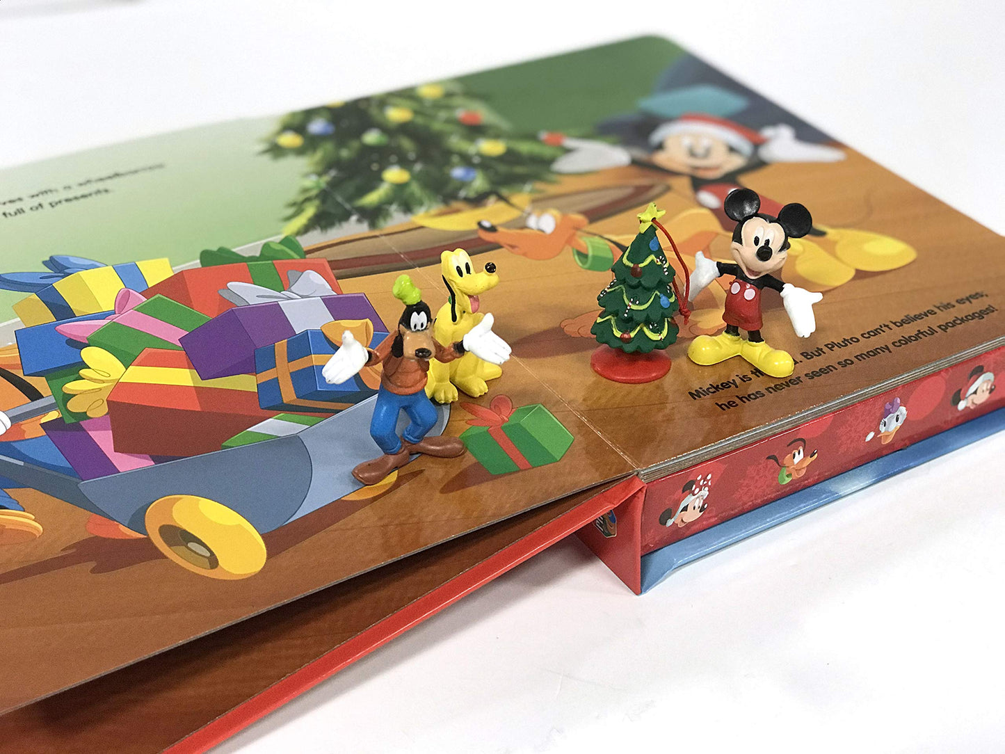 Disney Mickey's Christmas My Busy Books - Storybook, 10 figurines, playmat