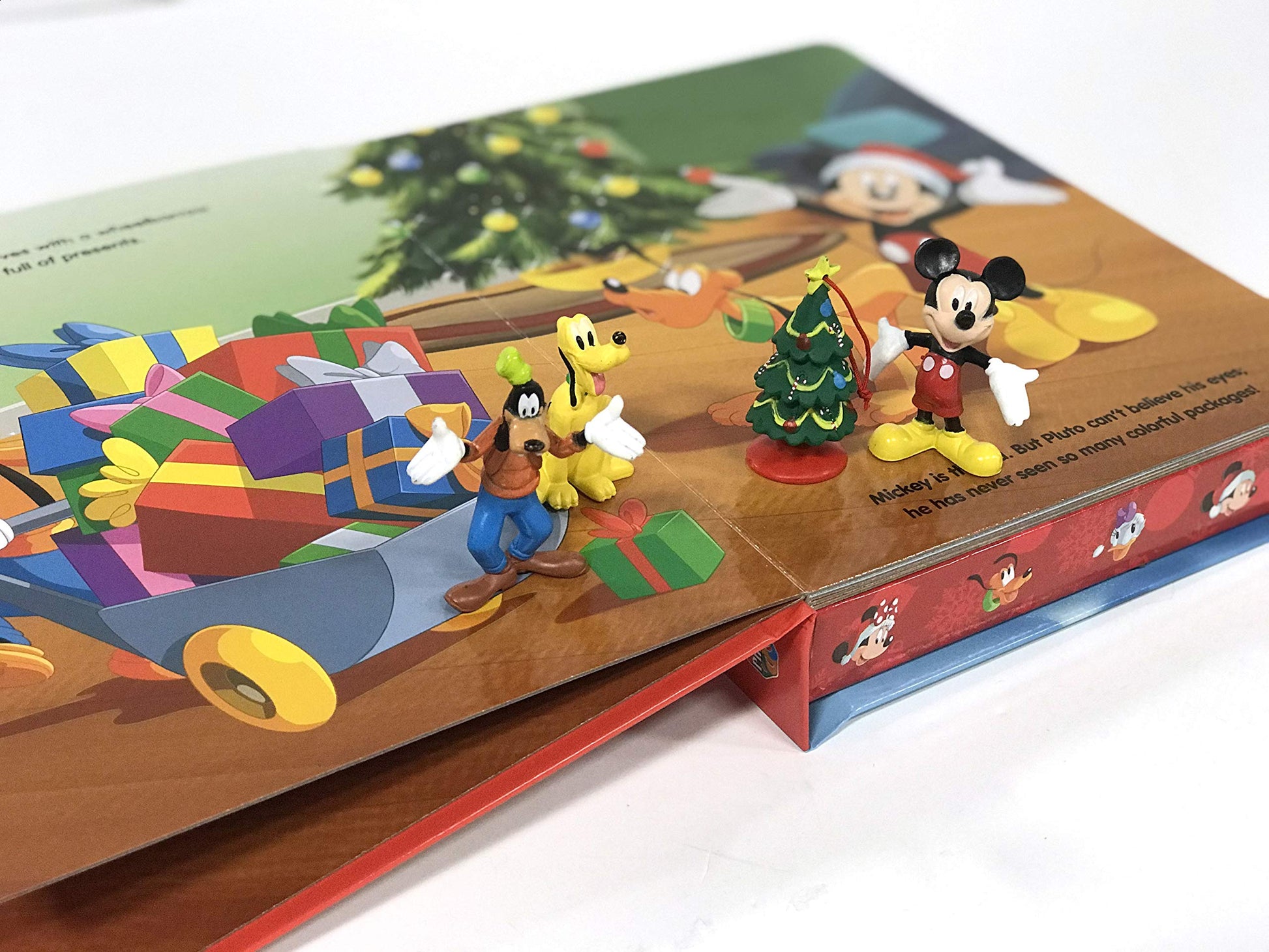 Disney Mickey's Christmas My Busy Books - Storybook, 10 figurines, playmat