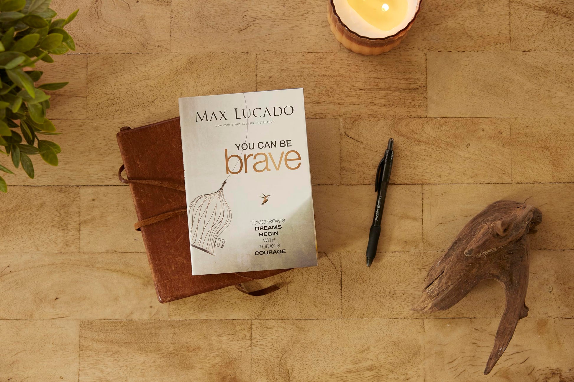 You Can Be Brave: Tomorrows Dream Begins with Todays Courage - The Perfect Christian Graduation Gift to Celebrate Your Grad