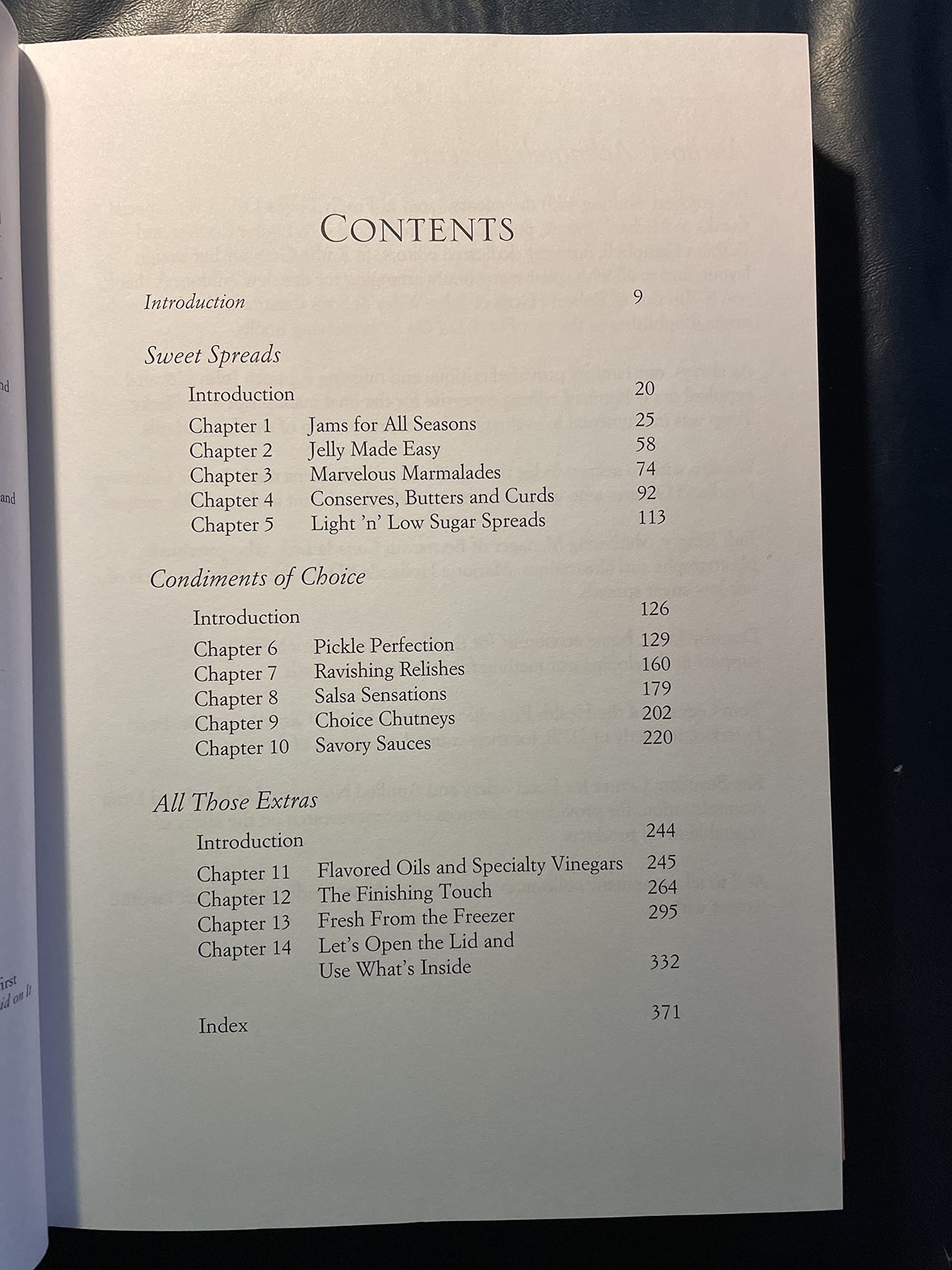 The Complete Book of Small-Batch Preserving: Over 300 Recipes to Use Year-Round