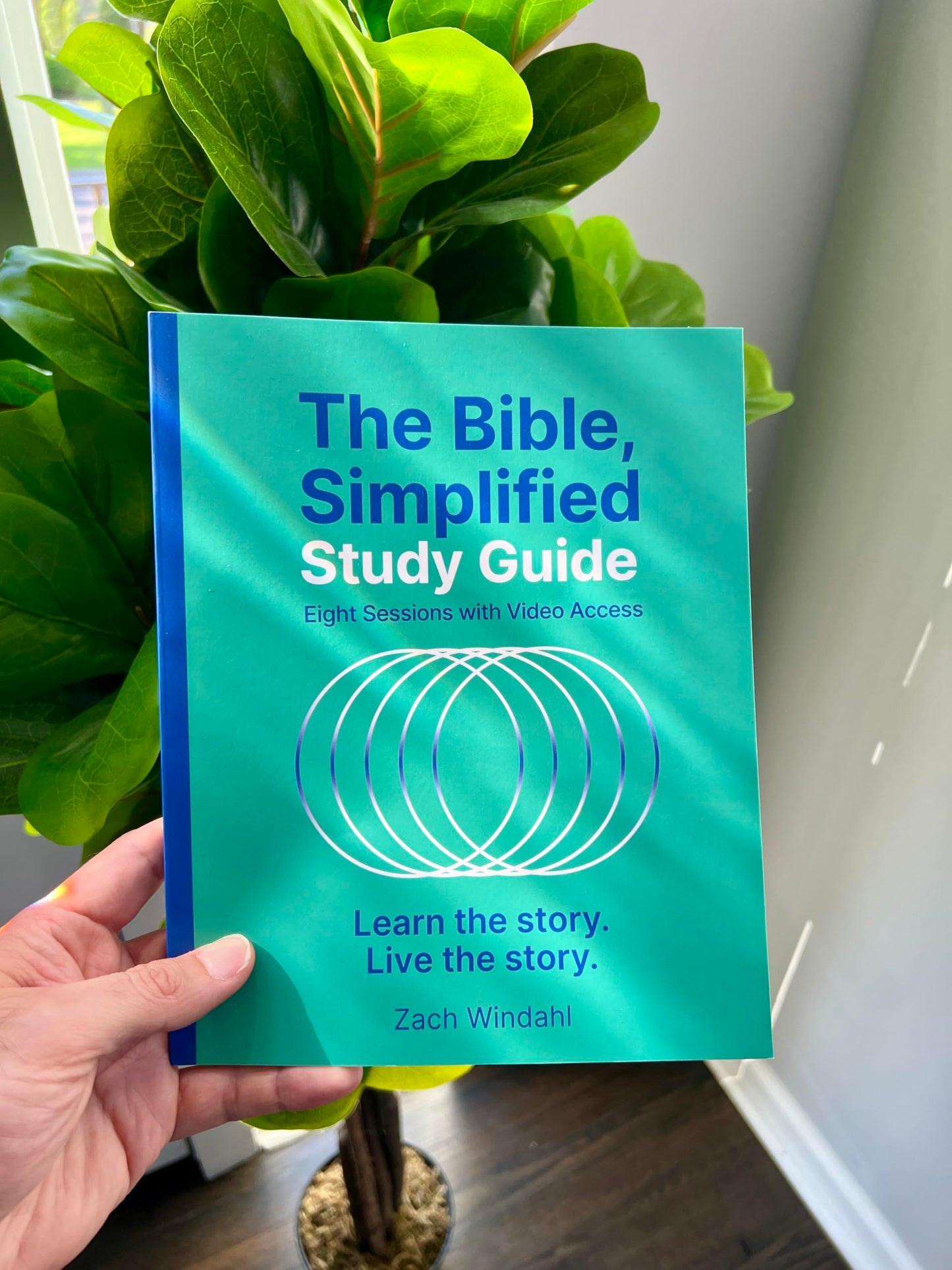 The Bible, Simplified Study Guide plus Streaming Video: Learn the story. Live the story.