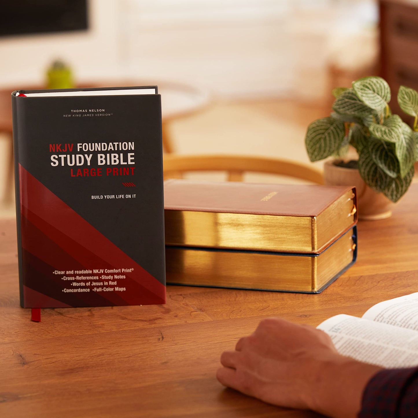 NKJV, Foundation Study Bible, Large Print, Hardcover, Red Letter, Thumb Indexed, Comfort Print: Holy Bible, New King James Version