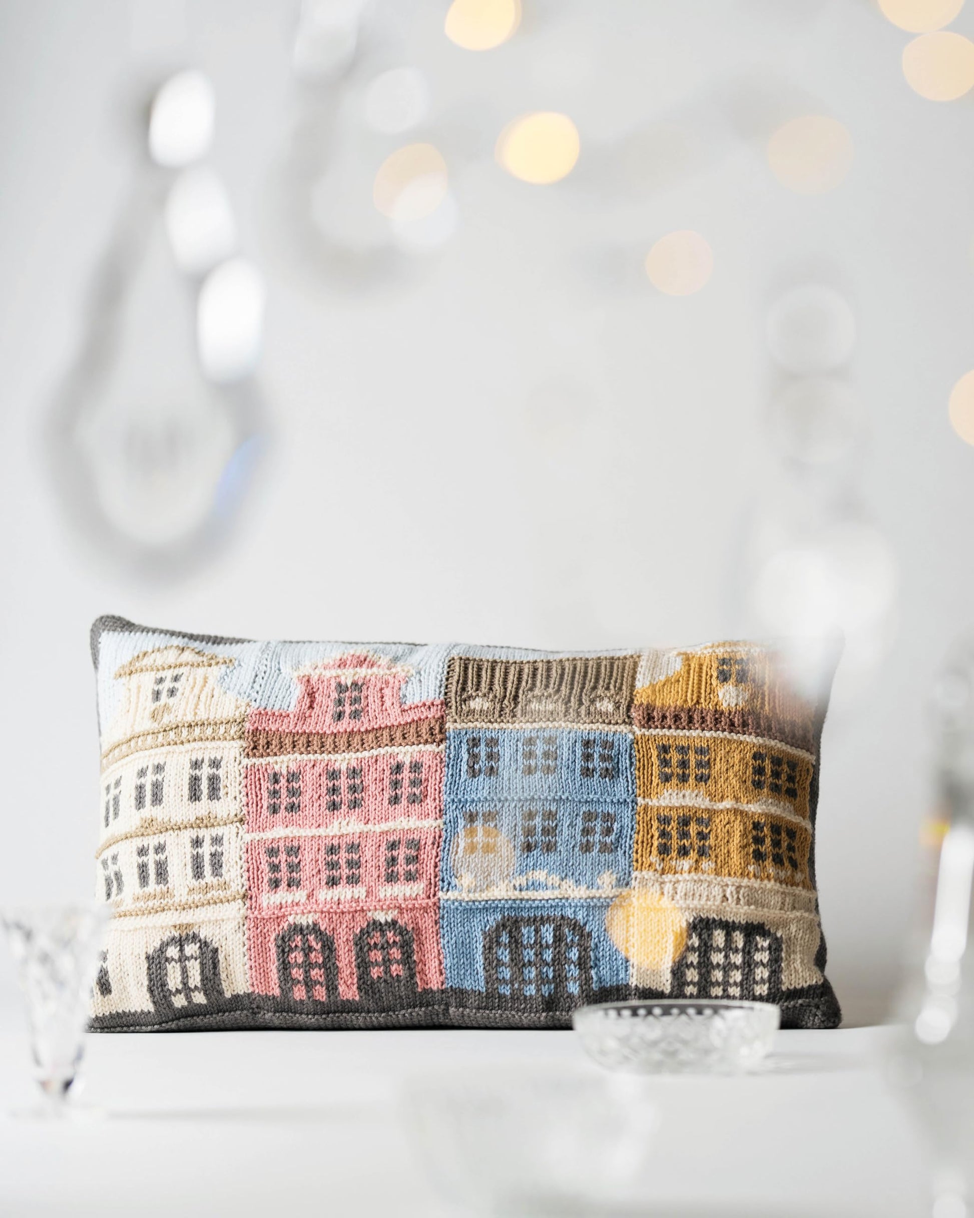 Knit The City Building Blocks: Mix and match knitting charts for iconic city buildings