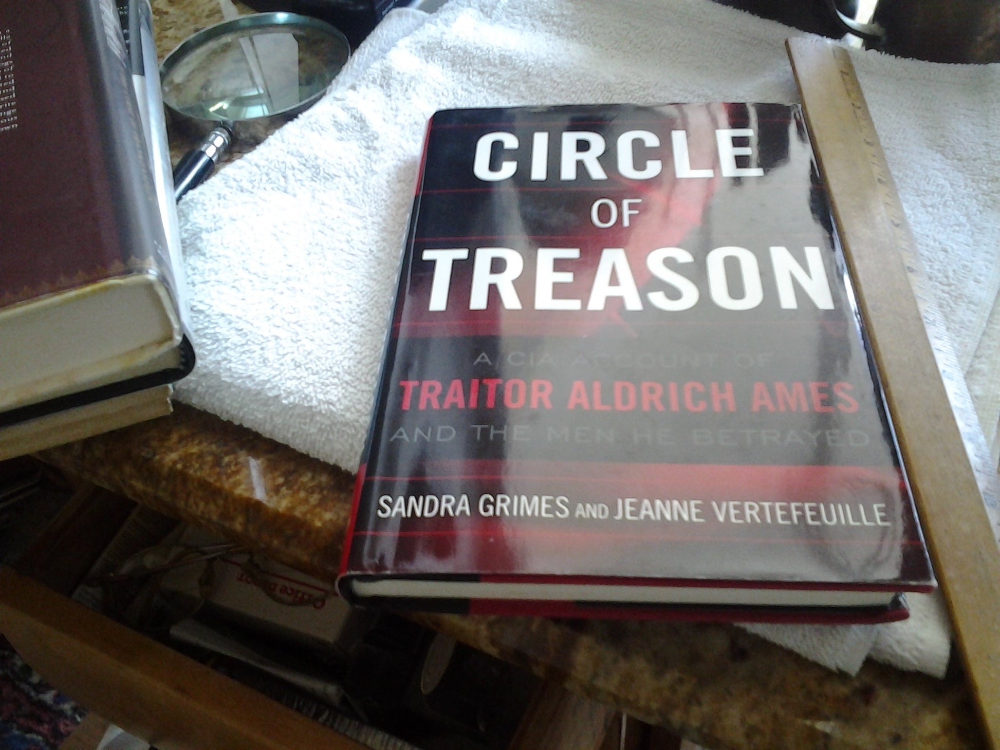 Circle of Treason: A CIA Account of Traitor Aldrich Ames and the Men He Betrayed