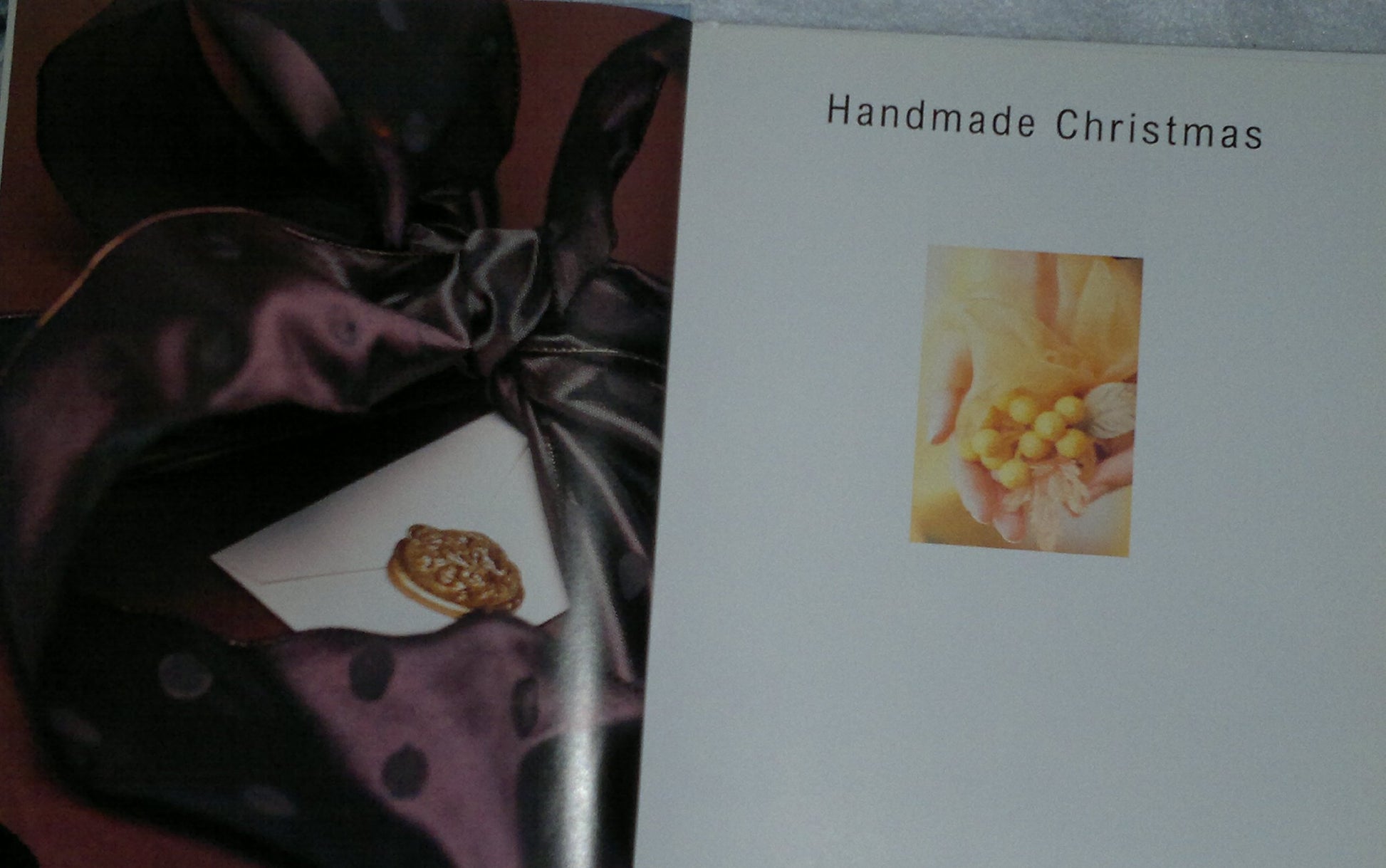 HANDMADE CHRISTMAS: THE BEST OF MARTHA STEWART LIVING