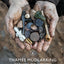 Thames Mudlarking: Searching for London's Lost Treasures (Shire Library, 878)
