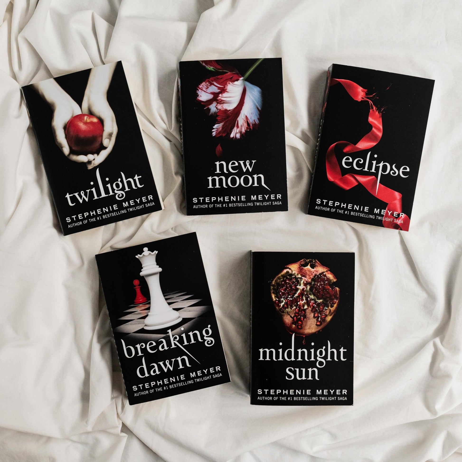 Eclipse (The Twilight Saga, 3)