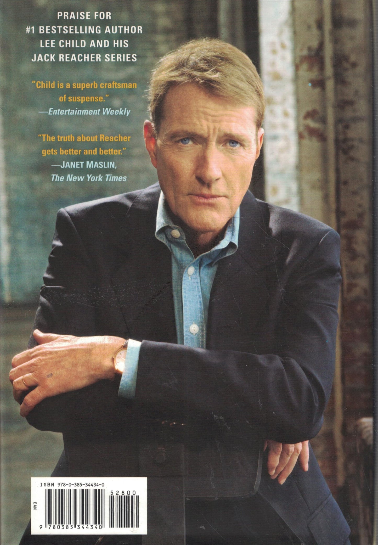 Never Go Back: A Jack Reacher Novel by Child, Lee
