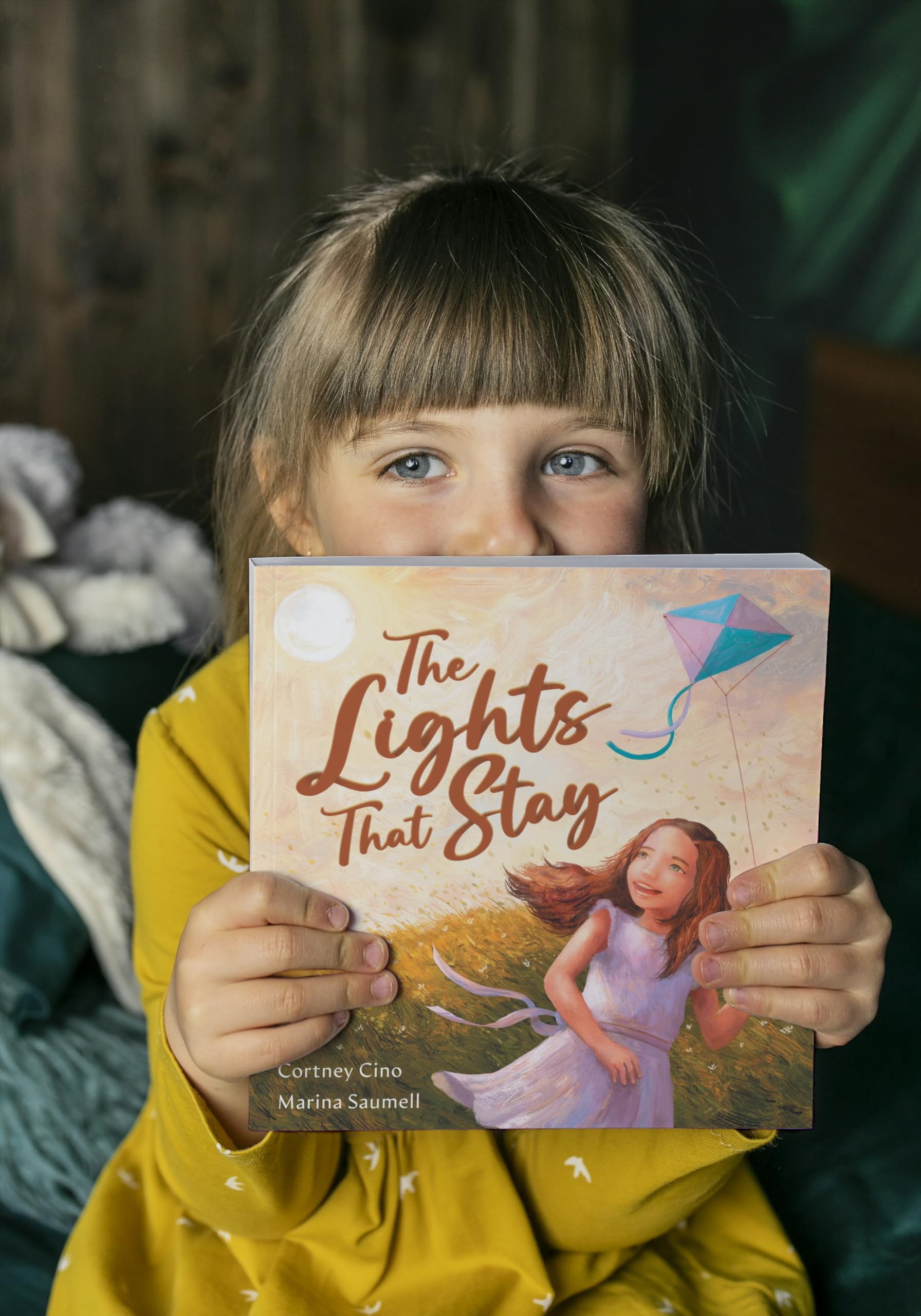 The Lights That Stay: A Picture Book That Inspires Self-Confidence and Celebrates Individuality