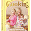 Good Lookin' Cookin': A Year of Meals - A Lifetime of Family, Friends, and Food [A Cookbook]
