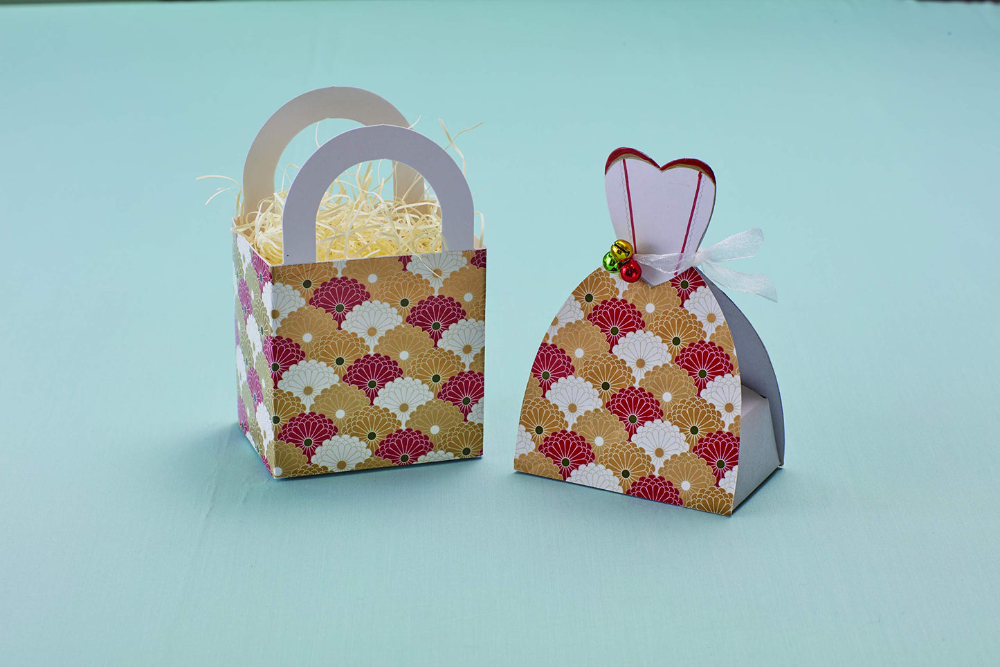 Red & Gold Gift Wrapping Papers - 12 Sheets: 18 x 24 inch (45 x 61 cm) Wrapping Paper