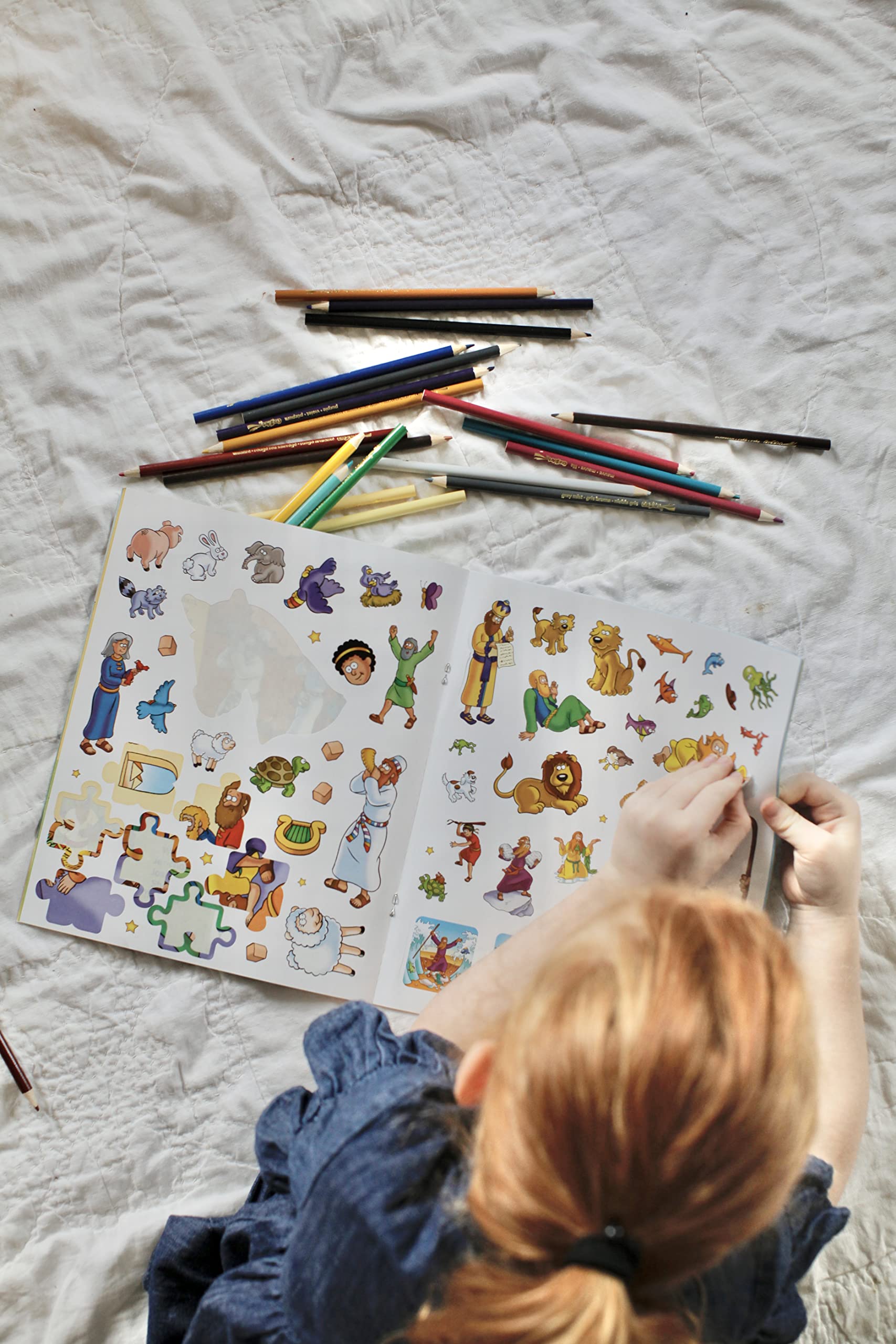 The Beginner's Bible Super Heroes of the Bible Sticker and Activity Book