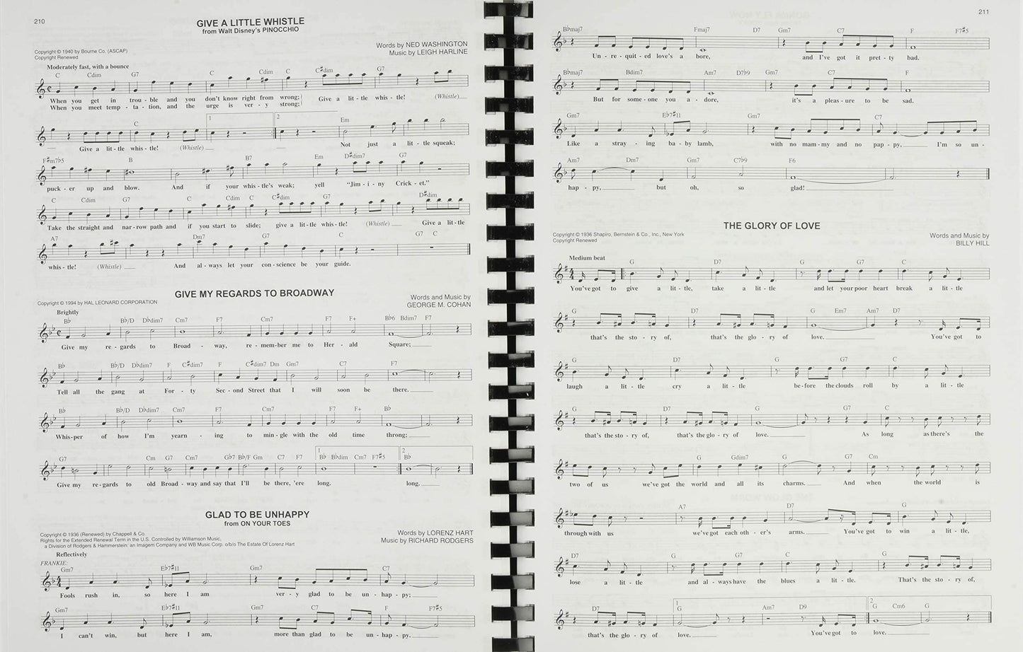 The Ultimate Fake Book (for C Instruments) by Hal Leonard Co