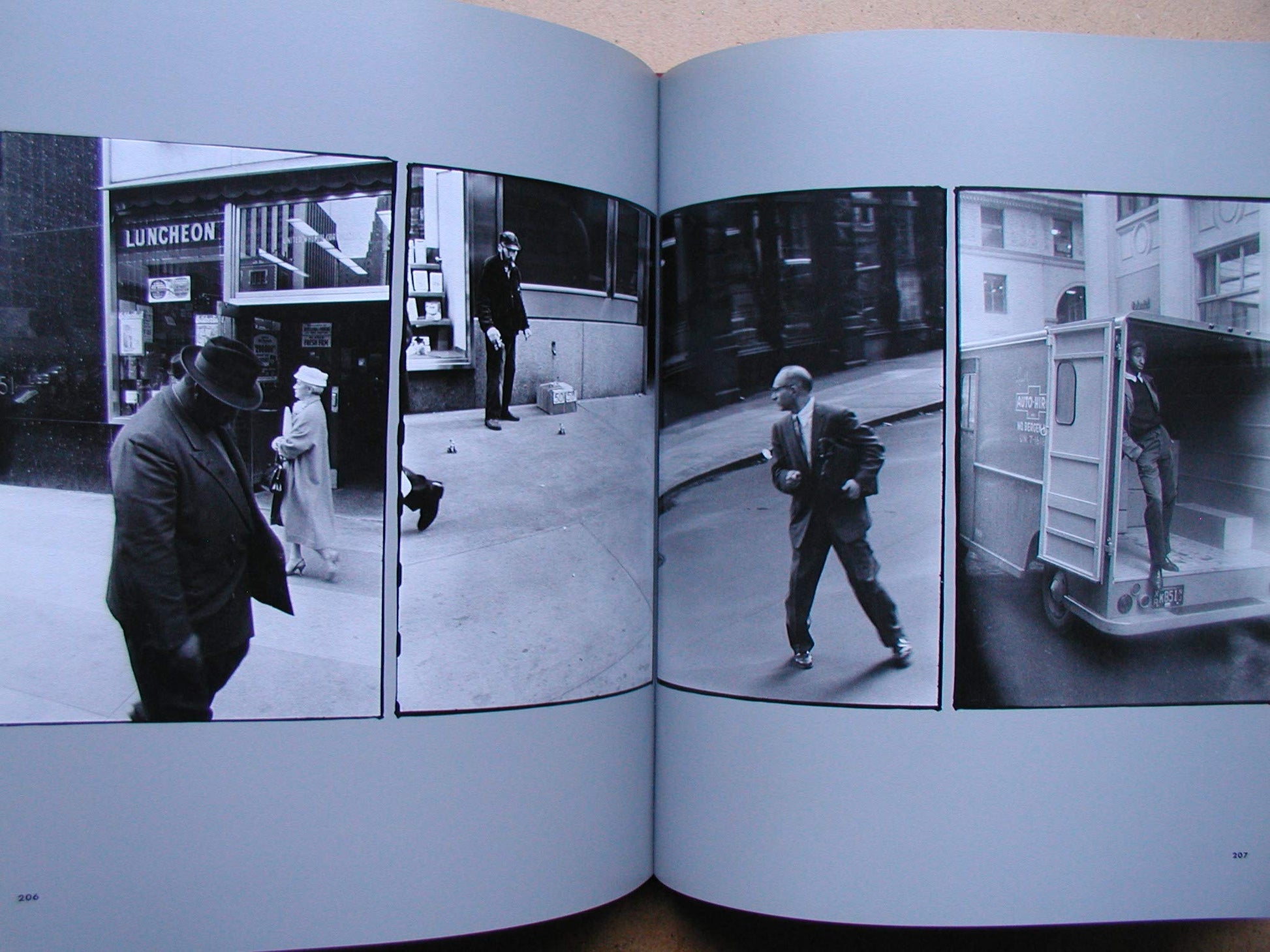 Robert Frank: Moving Out