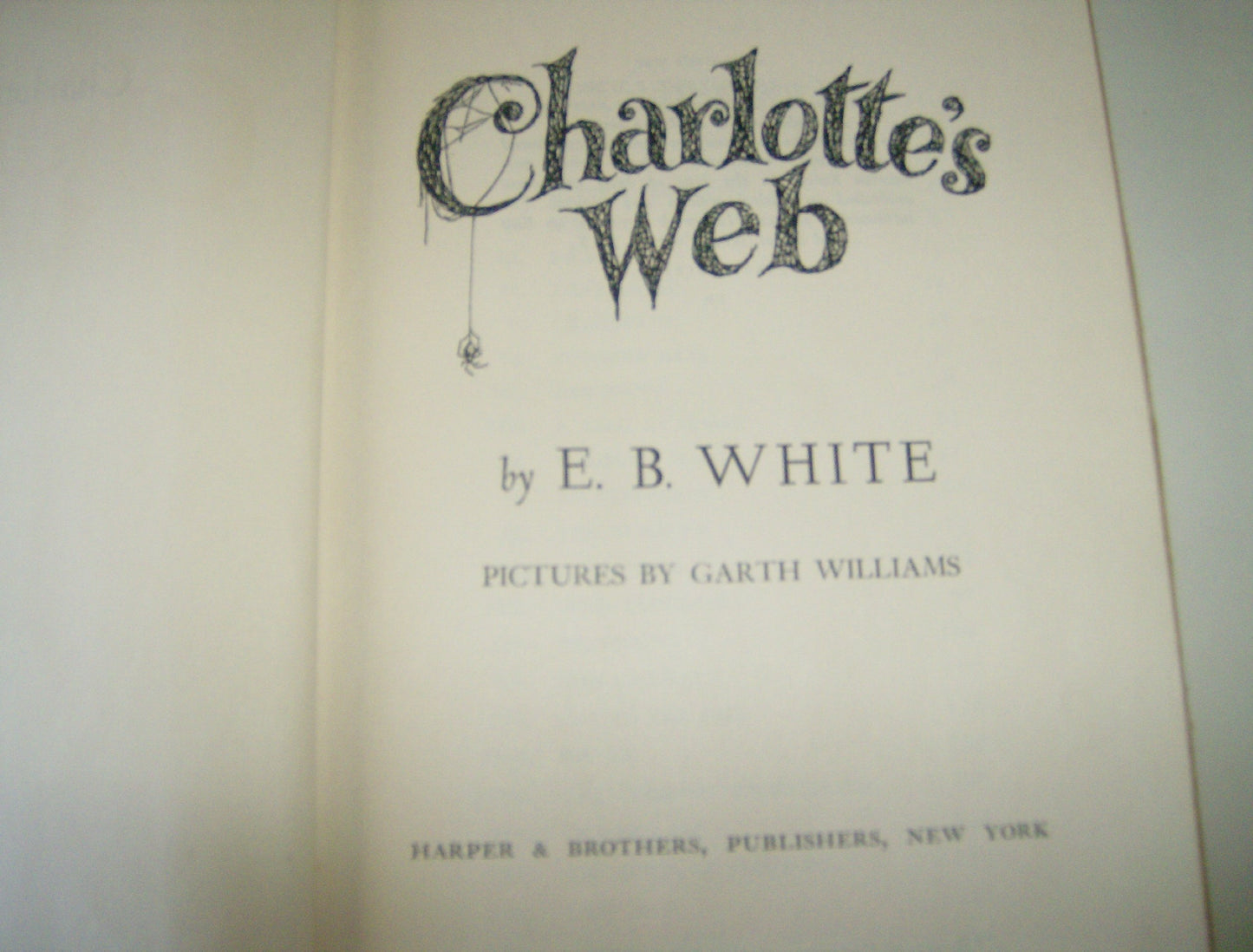 Charlotte's Web: A Newbery Honor Award Winner