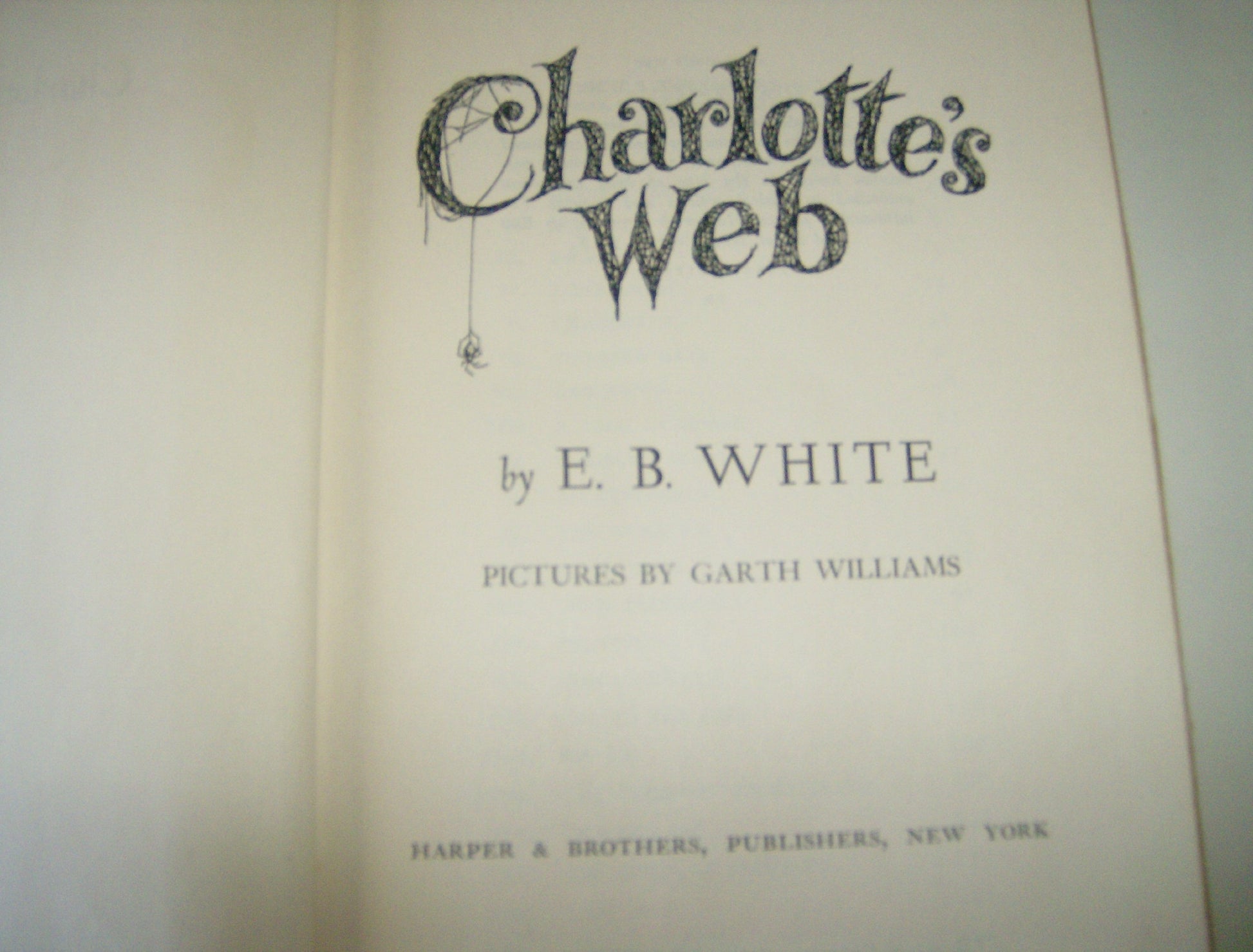 Charlotte's Web: A Newbery Honor Award Winner