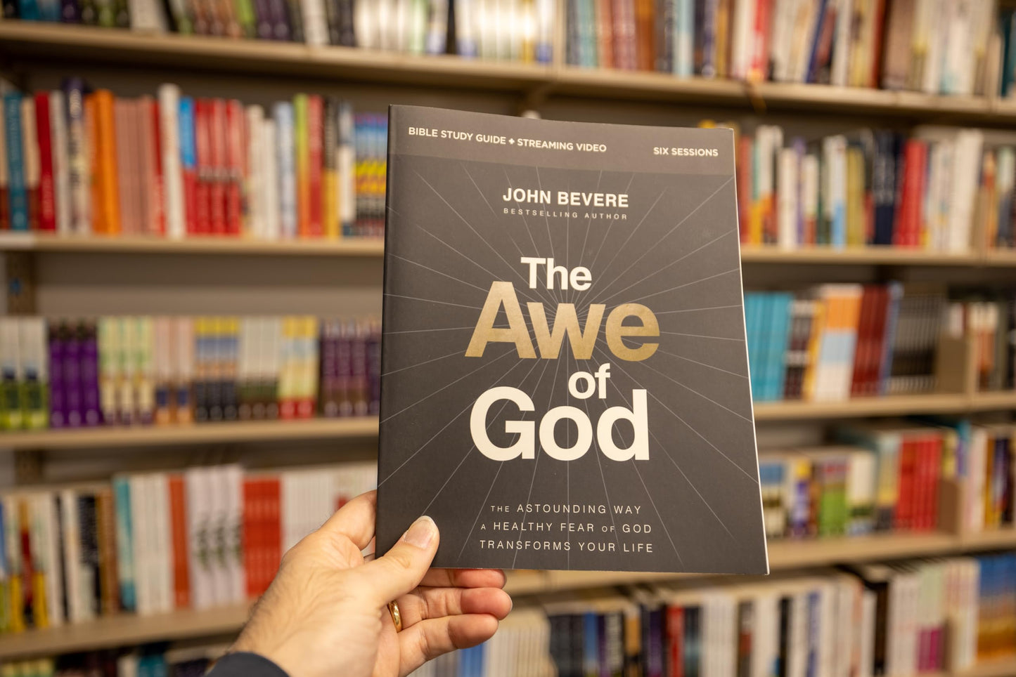 The Awe of God Bible Study Guide plus Streaming Video: The Astounding Way a Healthy Fear of God Transforms Your Life