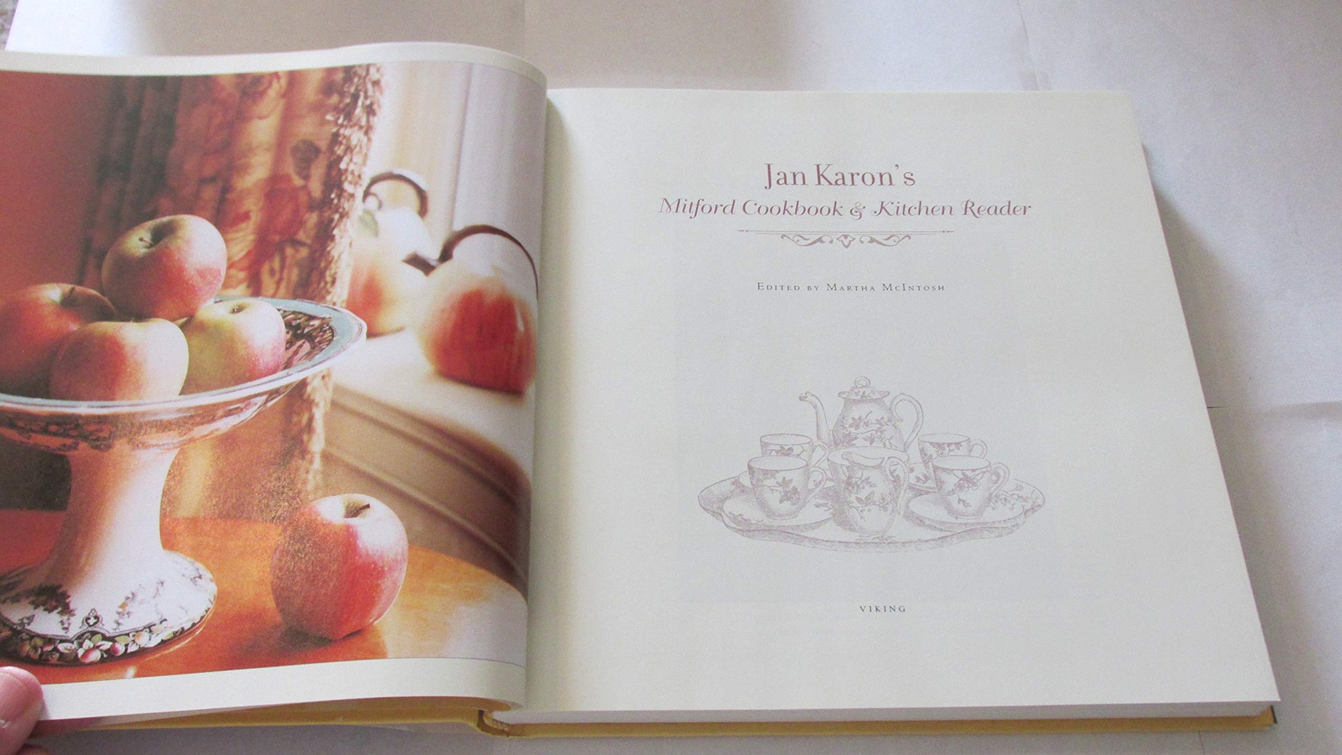 Jan Karon's Mitford Cookbook and Kitchen Reader
