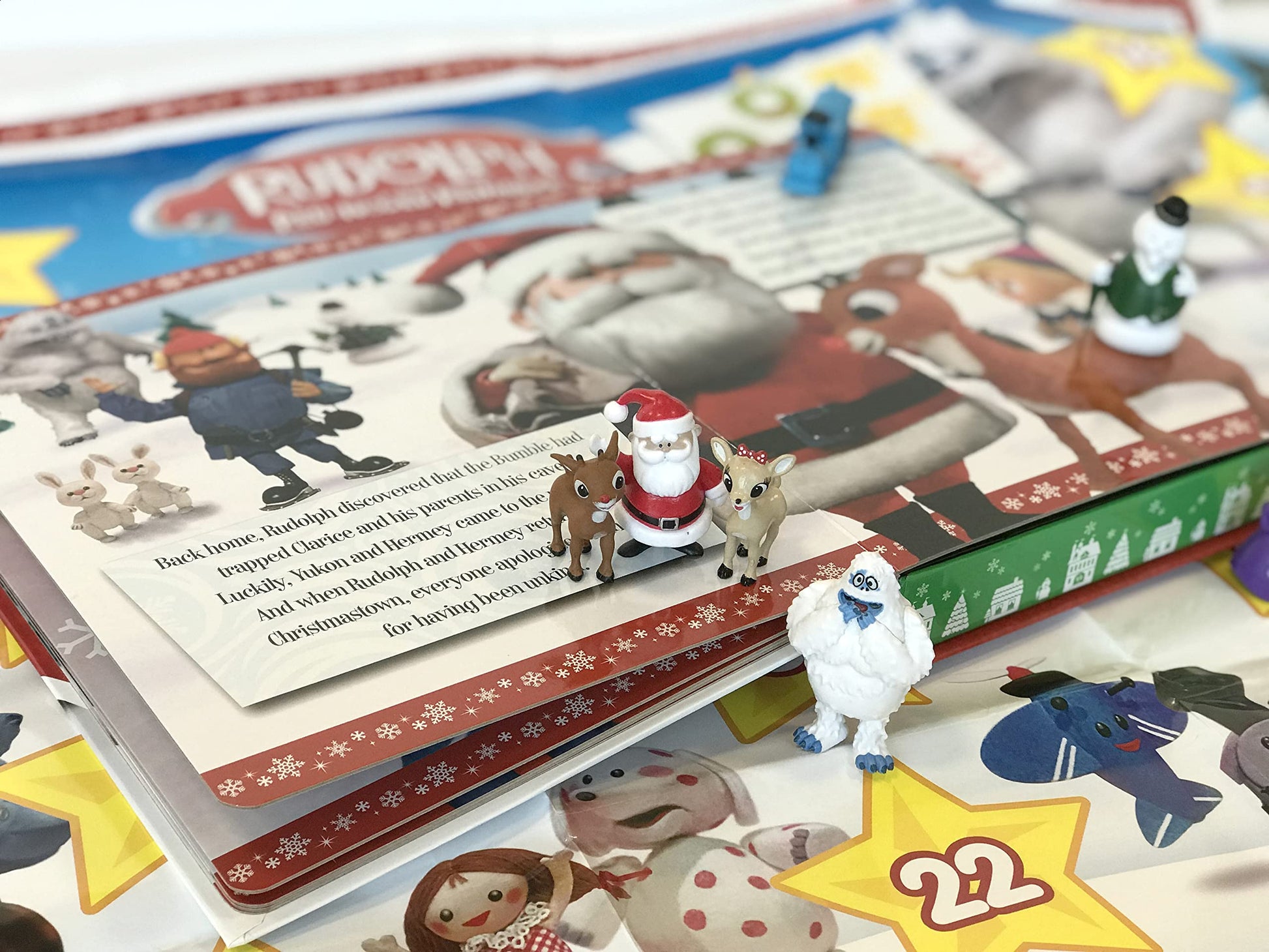 Rudolph the Red-Nosed Reindeer My Busy Books - Storybook, 10 figurines, playmat
