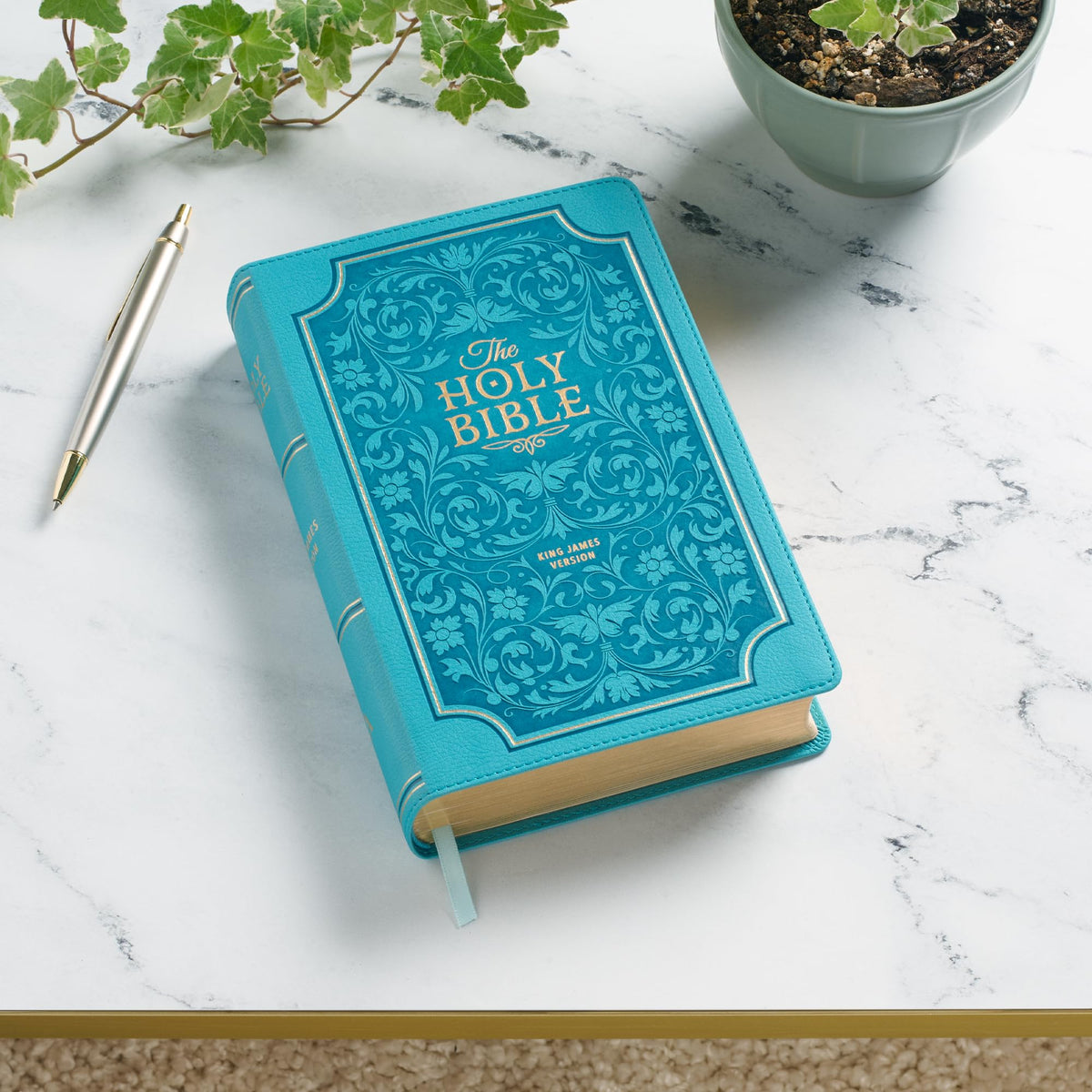 KJV Holy Bible, Giant Print Standard Size Faux Leather Red Letter Edition - Thumb Index & Ribbon Marker, King James Version, Teal Floral (KJV Standard GP Editions)