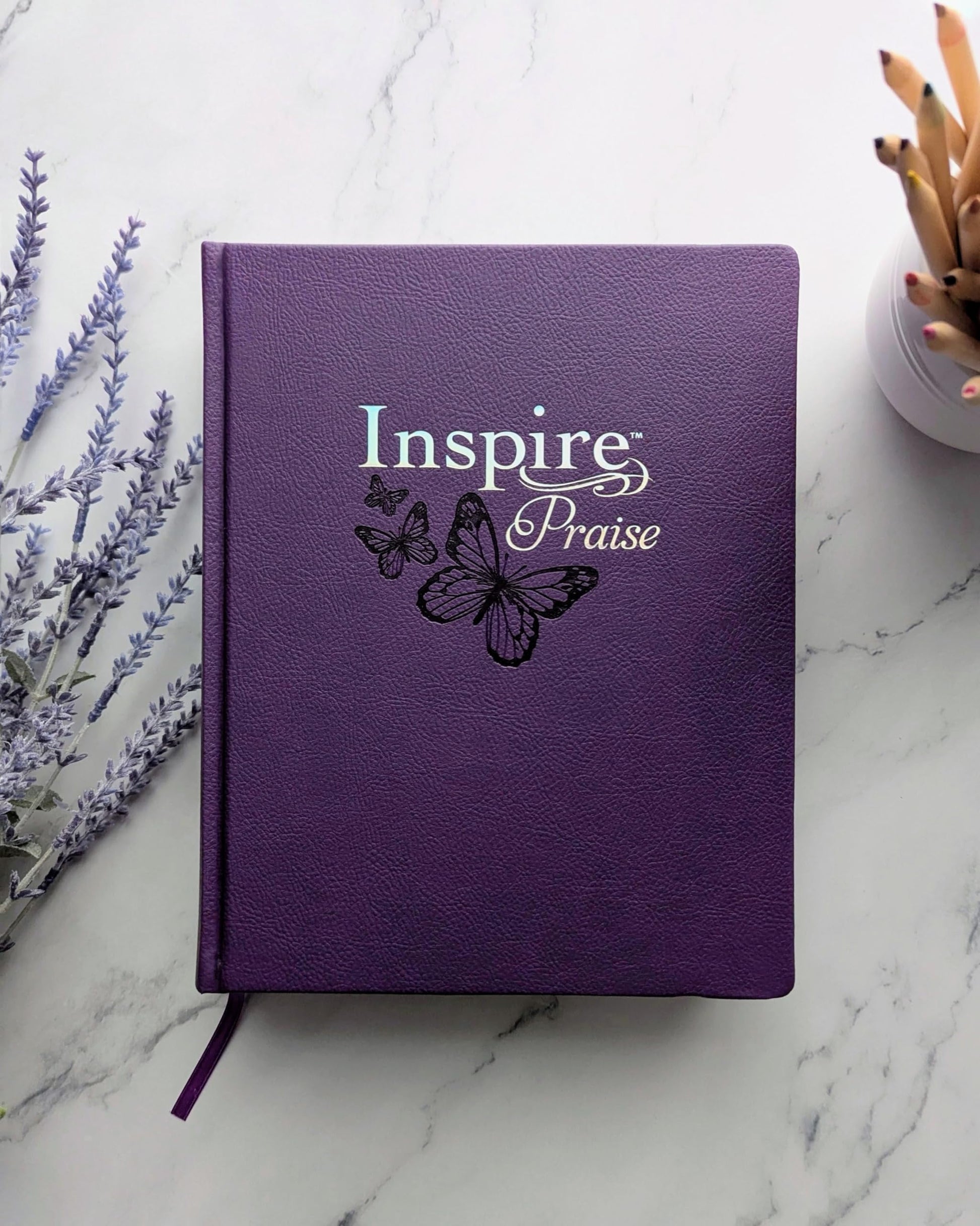 Inspire PRAISE Bible Large Print NLT, Filament Enabled (Hardcover LeatherLike, Purple)
