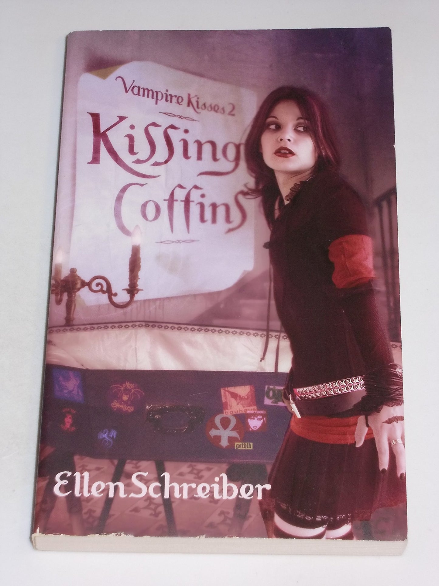 Kissing Coffins (Vampire Kisses, Book 2)