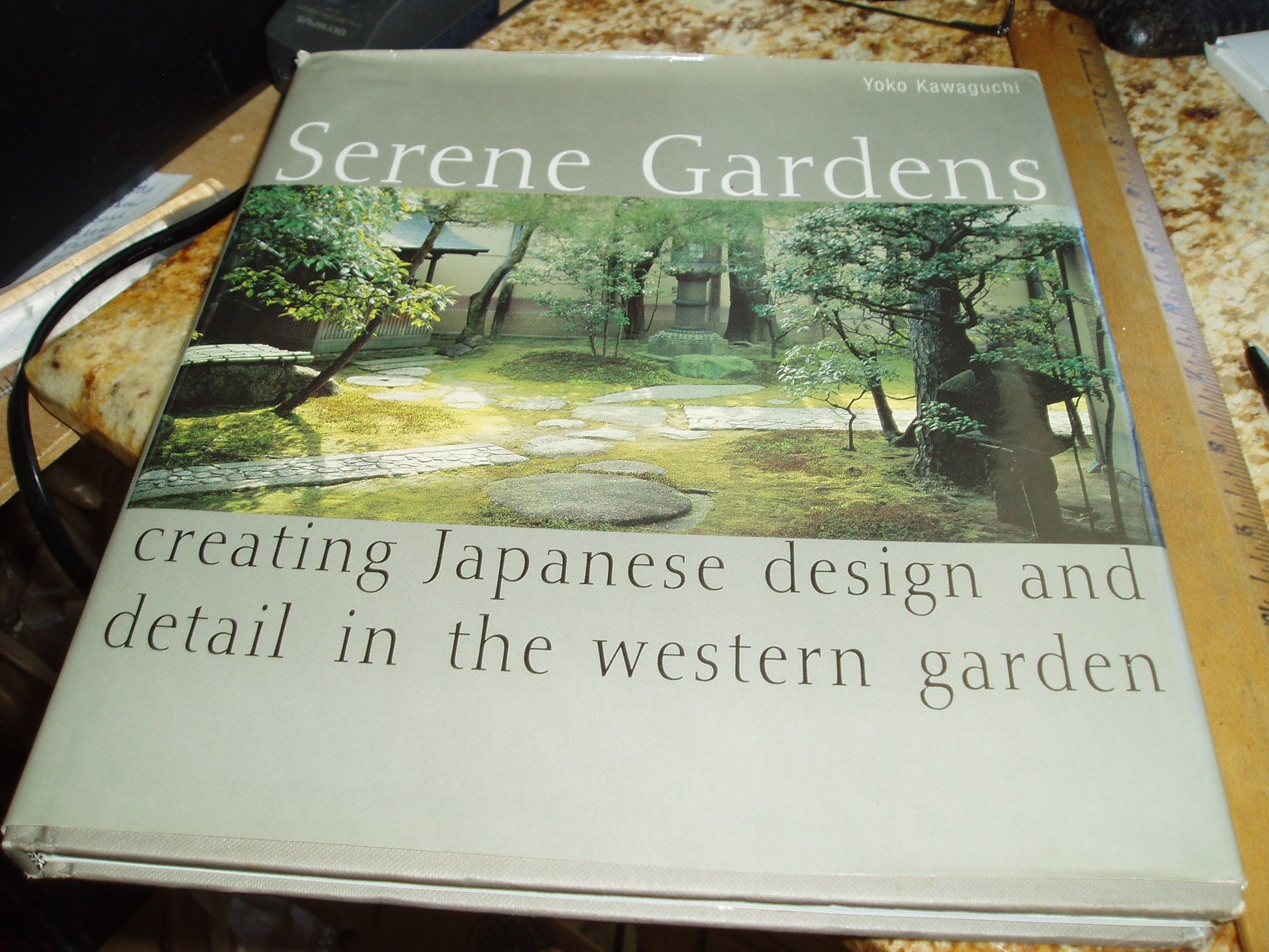 Serene Gardens: Creating Japanese Design and Detail in the Western Garden