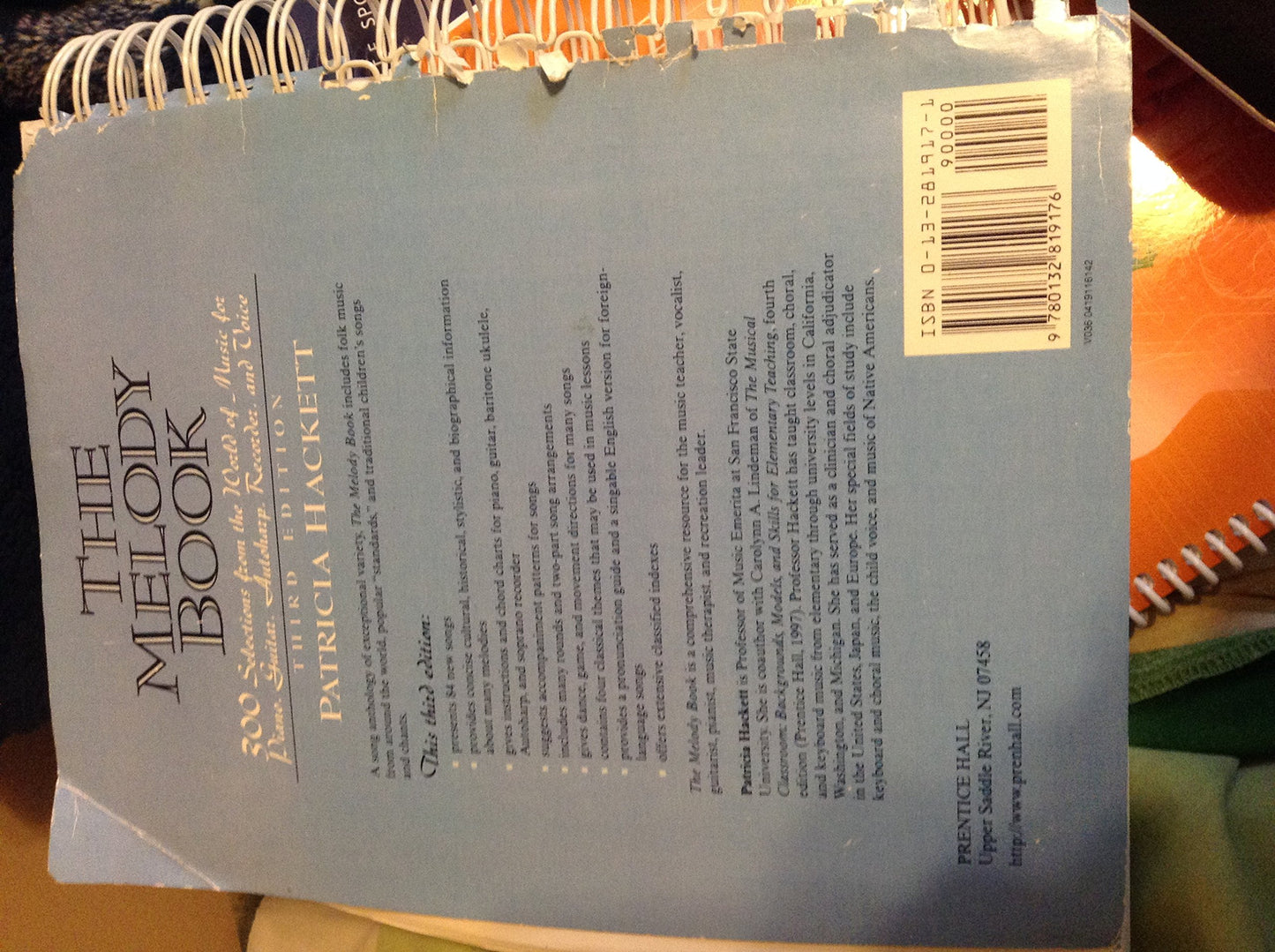 Melody Book, The: 300 Selections from the World of Music for Piano, Guitar, Autoharp, Recorder and Voice